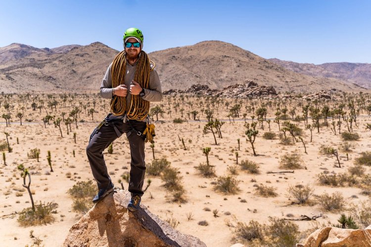Summit Climbing Guides guide managing rope and carabiner safety systems