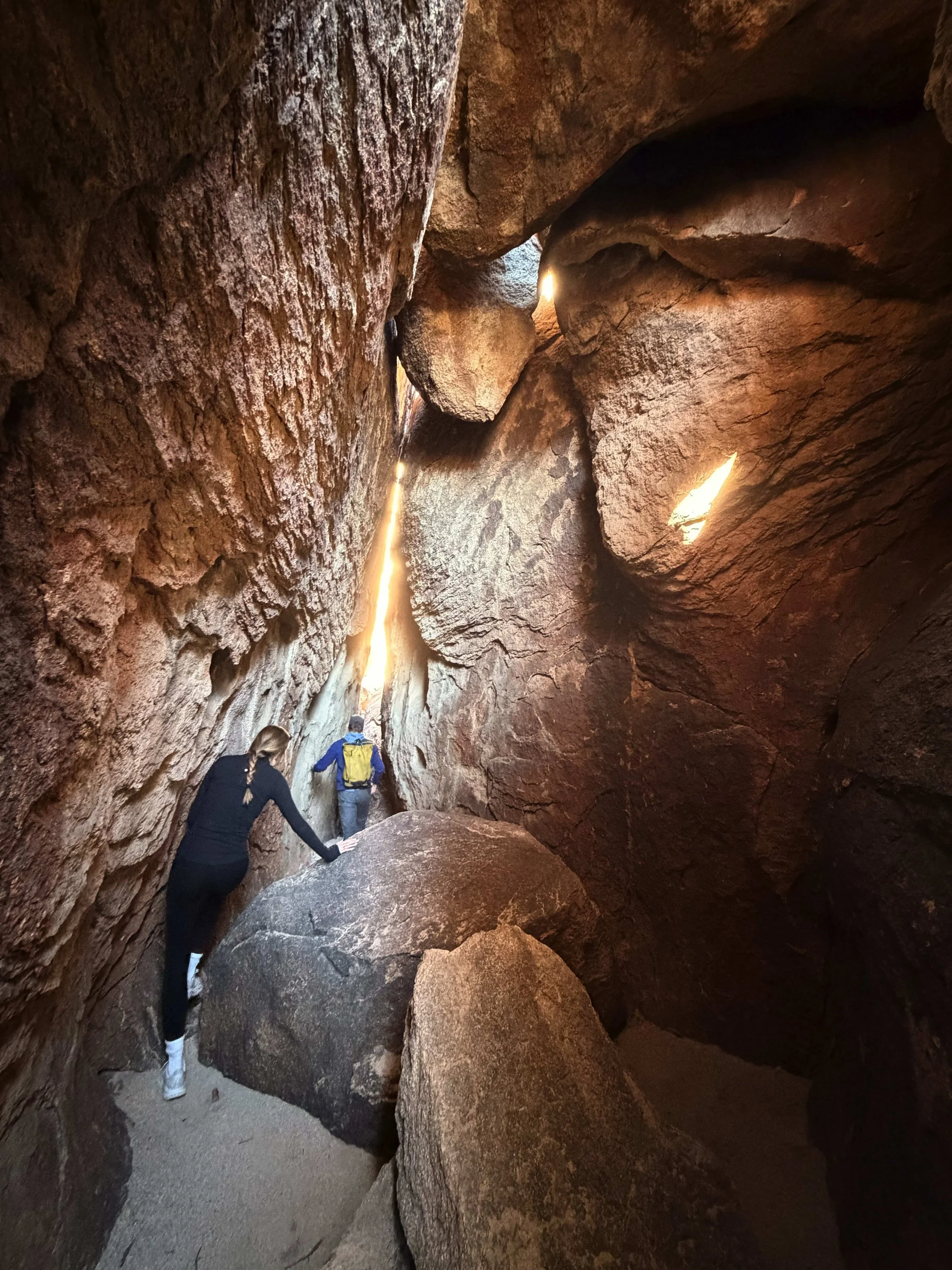 Guided caves and corridors adventure in Joshua Tree National Park