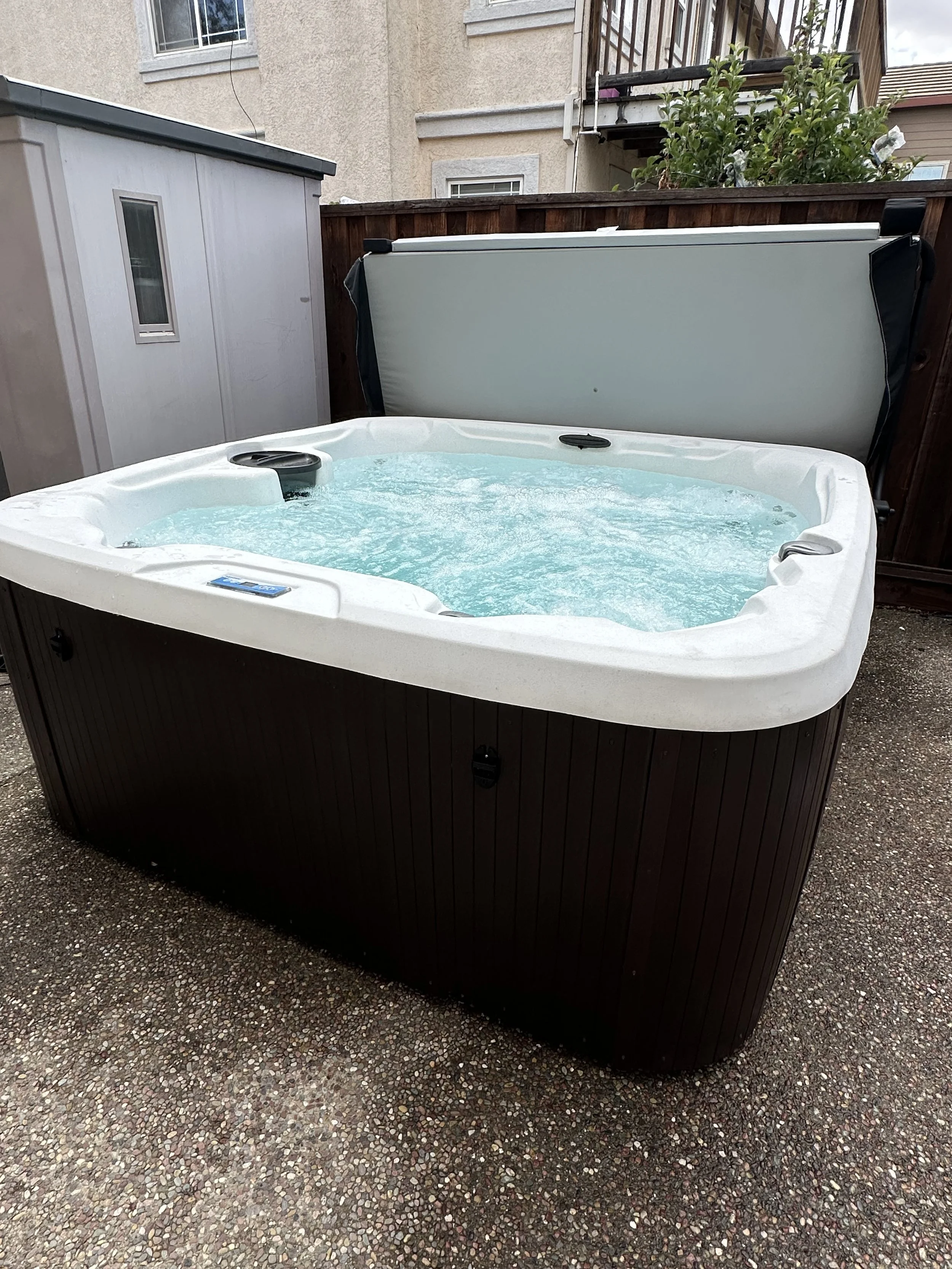 Aquaterra Montecito Spa
Oakdale, CA