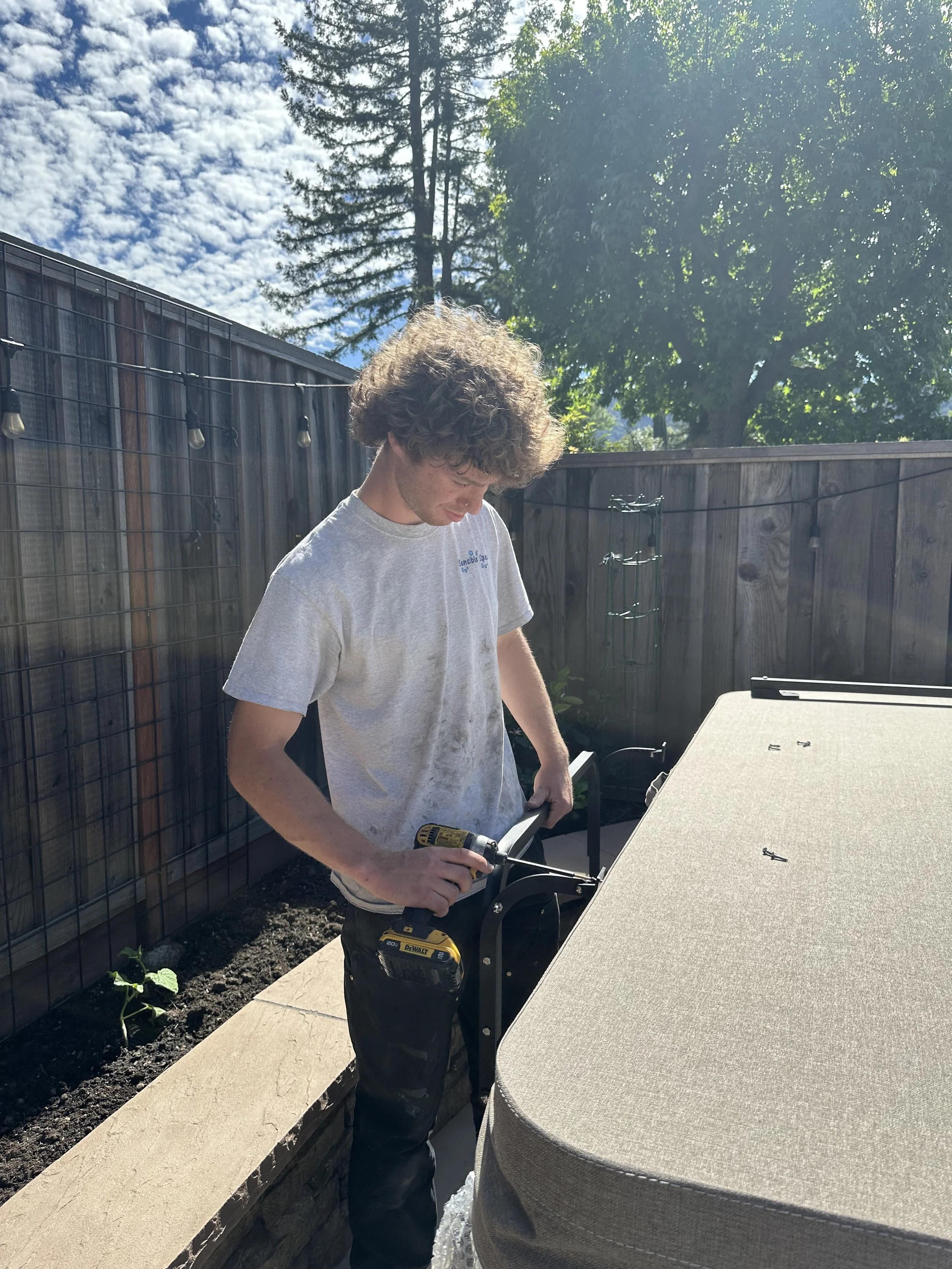 Techinican Jacob installing a cover lifter
Dublin, CA