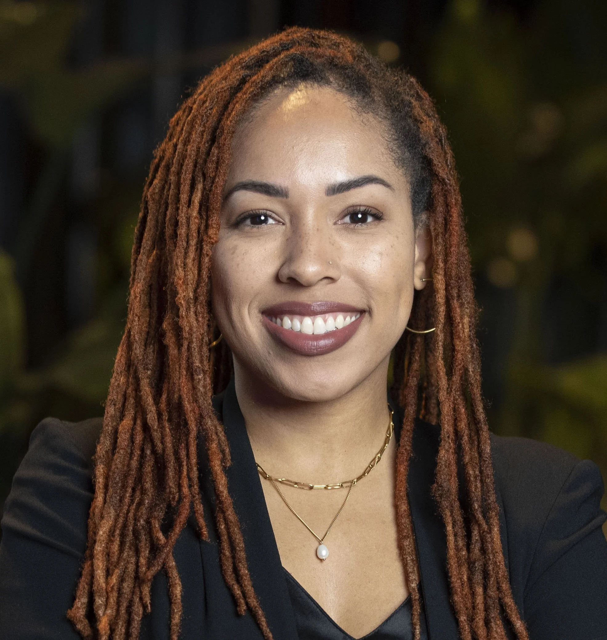 Rachel Bonds_2024 headshot copy.jpeg