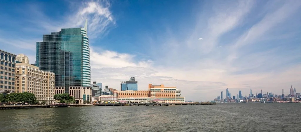 Jersey City’s 10 Exchange Place records 35K square feet in leases