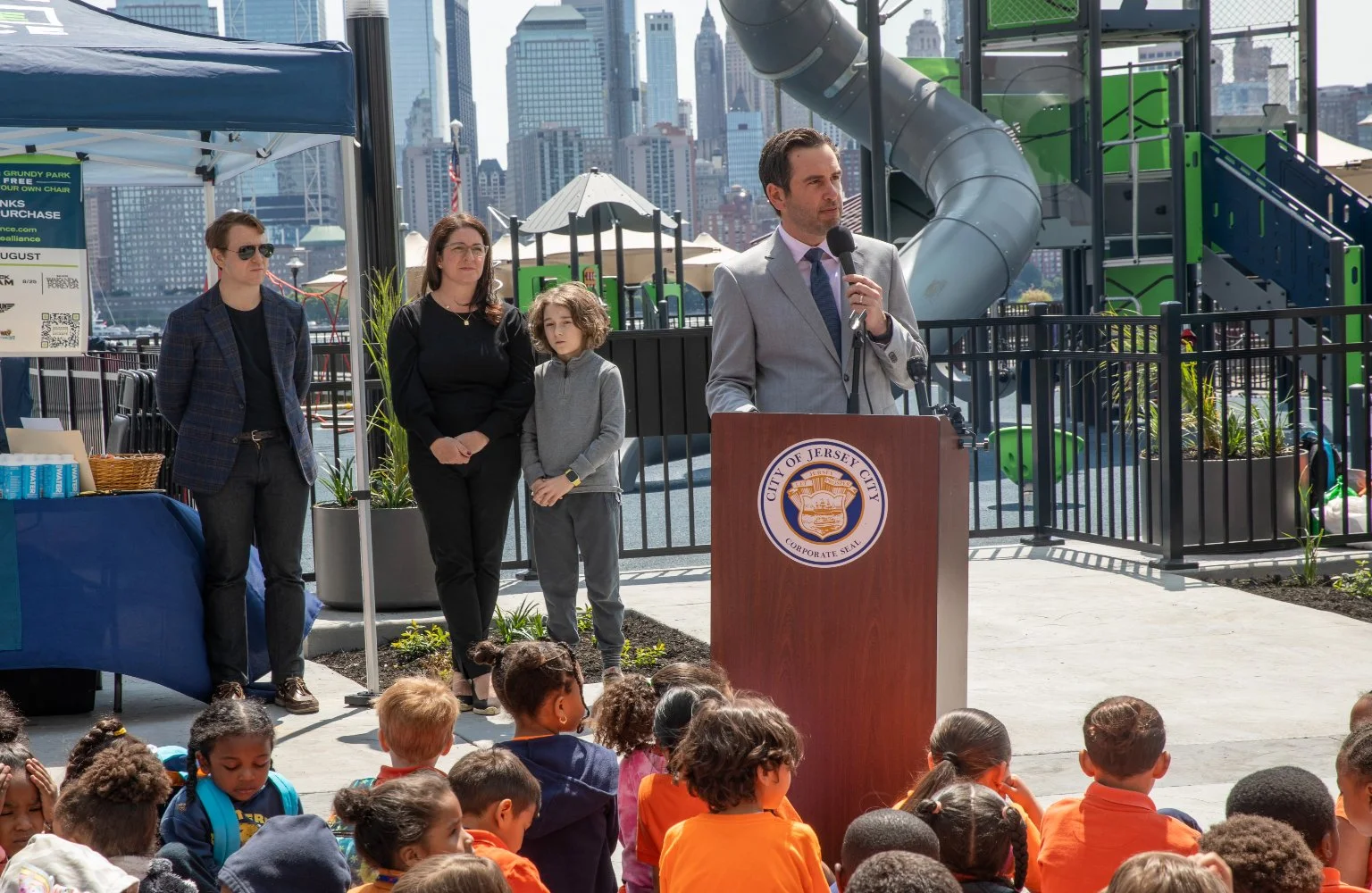 Jersey City, Exchange Place Alliance open new playground along waterfront