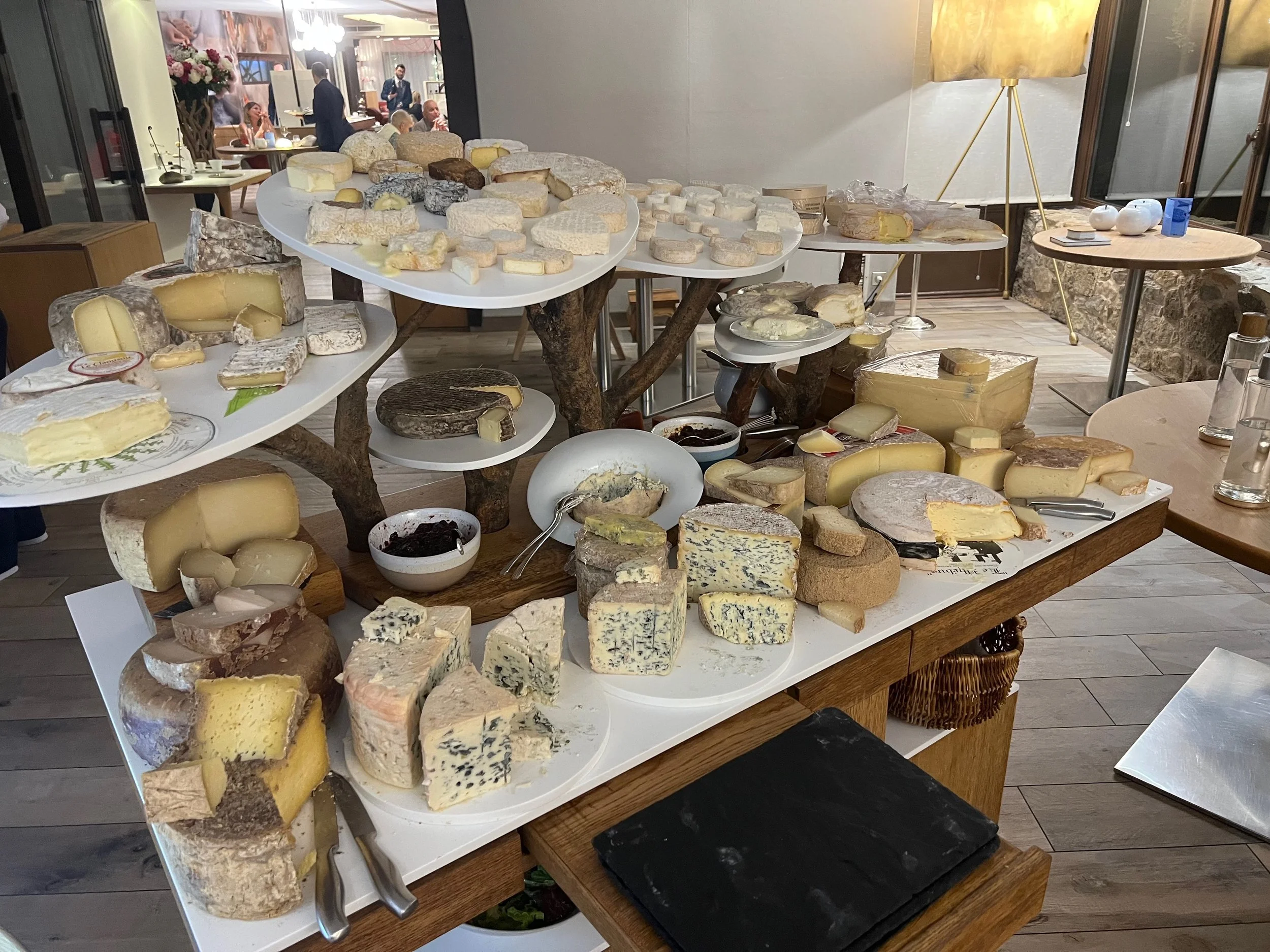 Cheese cart