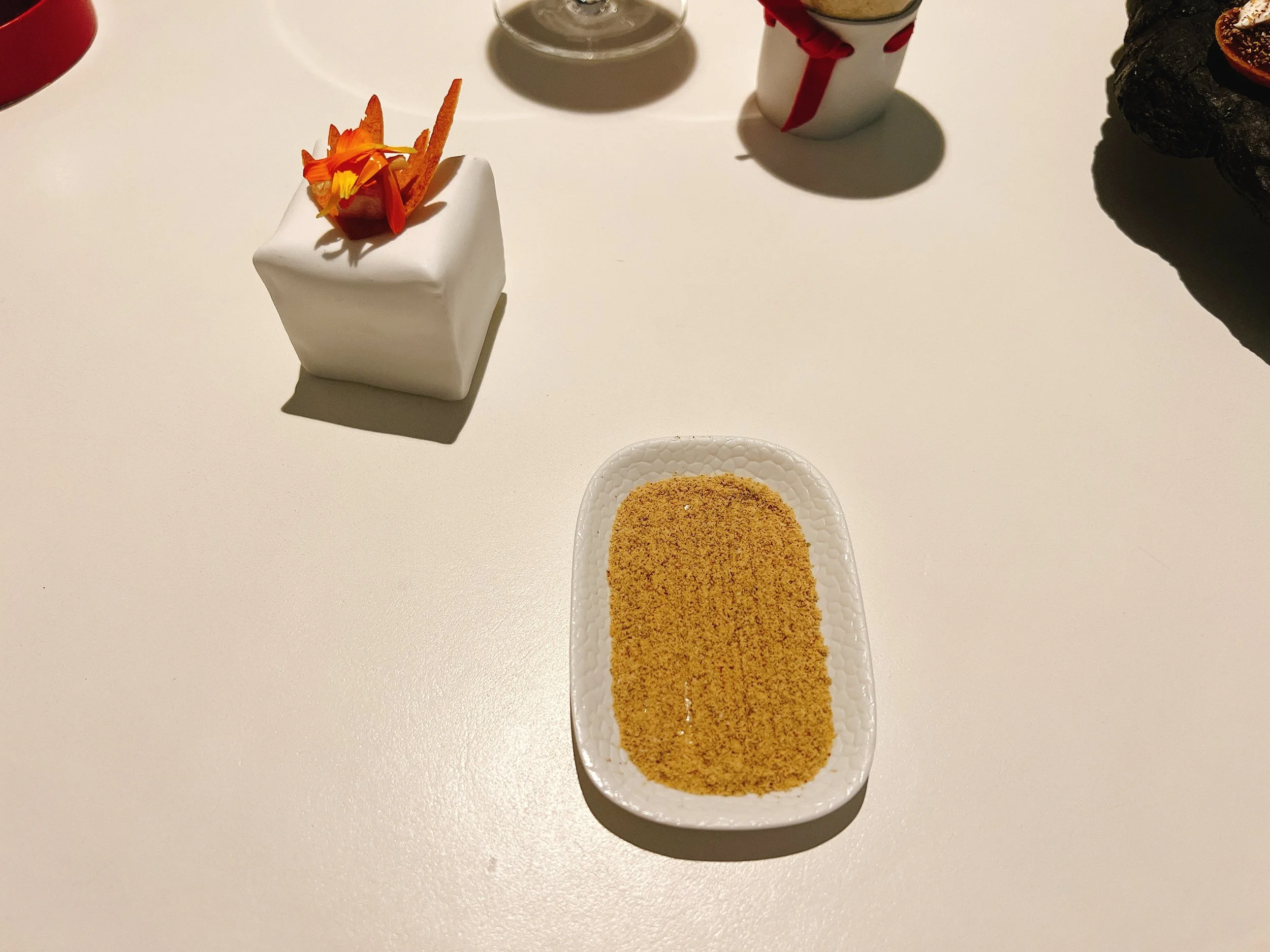 Dipping salt, cracker