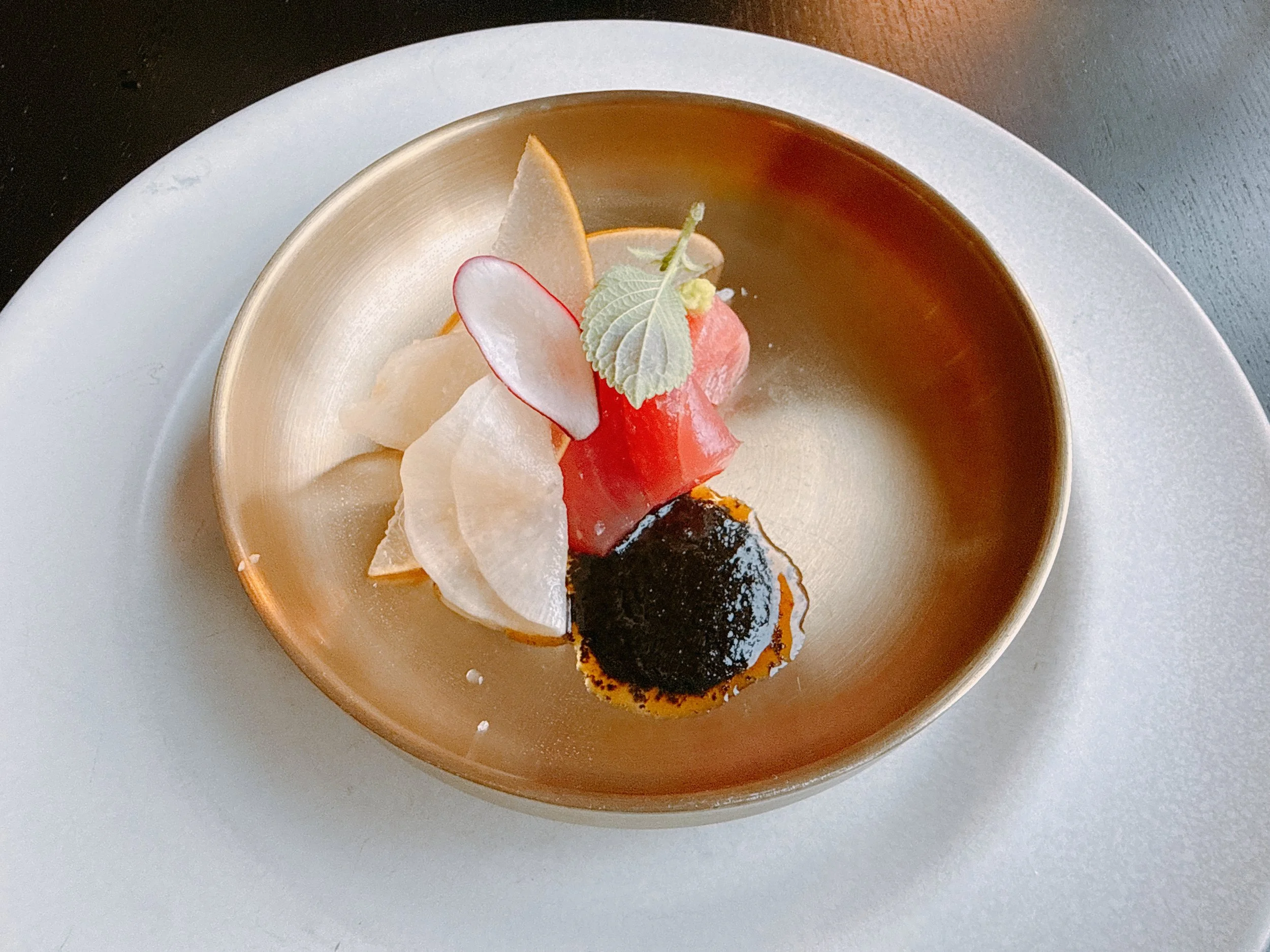 Blue fin tuna, nori, daikon