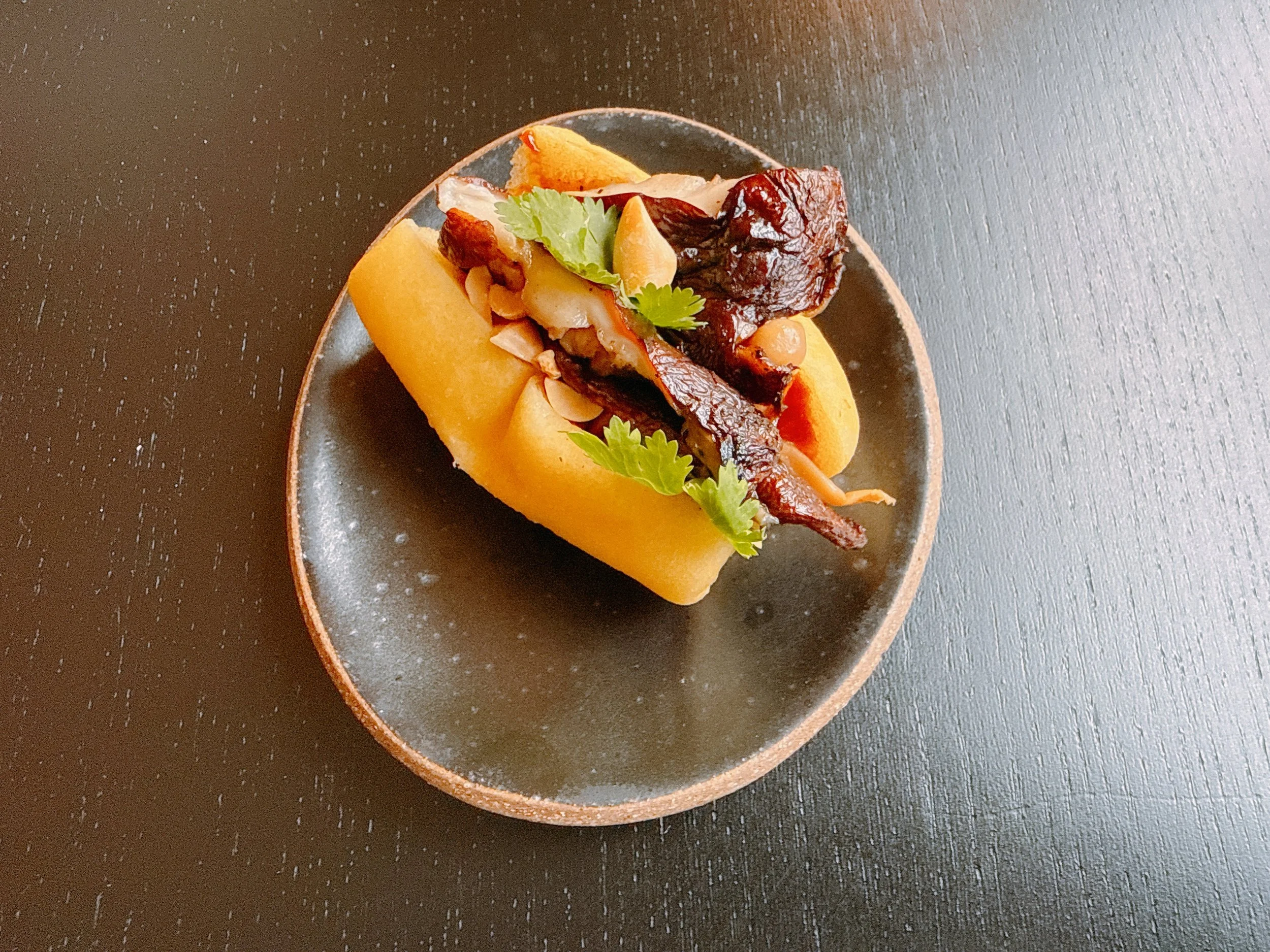 Steamed brioche, shiitake mushrooms