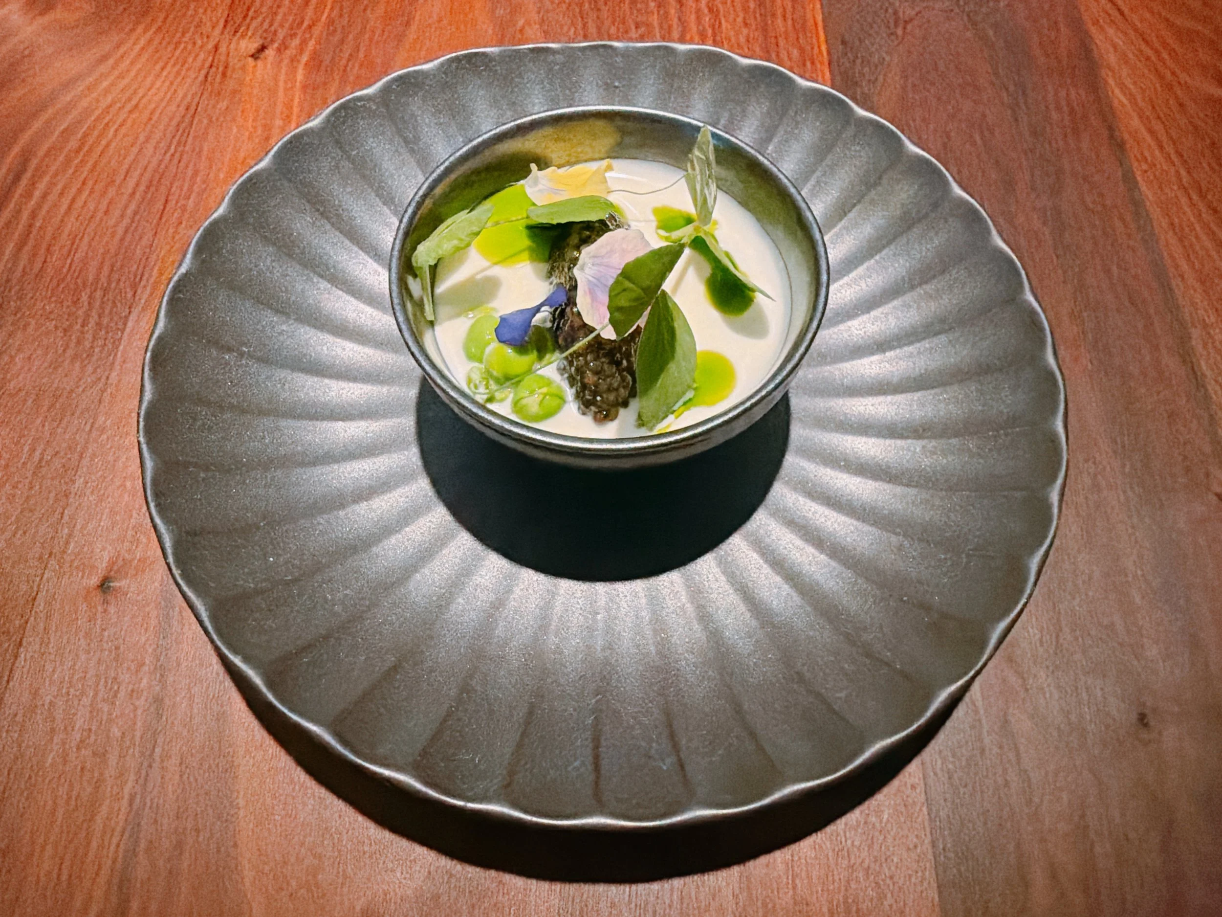 Peas, white chocolate, caviar