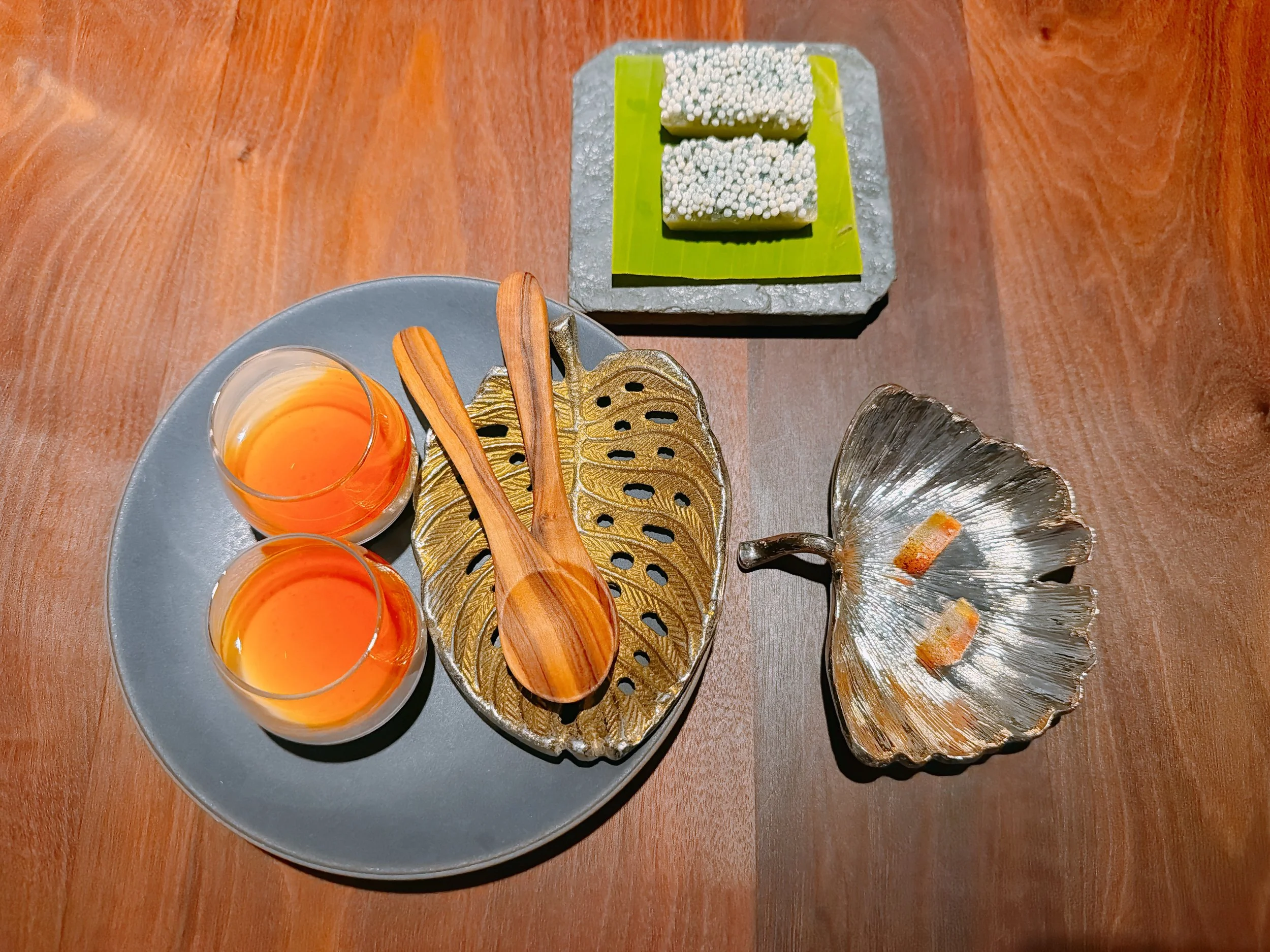 Petit fours