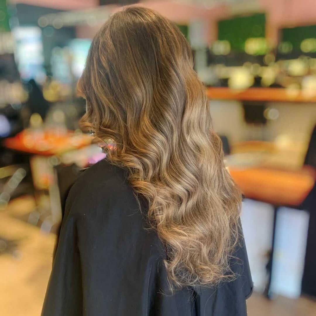 We're so passionate about colour at Synergy Hair Melbourne - it literally lights us up! ⁠
⁠
As a salon that specialises in colour services - we love nothing more than bringing colour goals to life! ⁠
⁠
Our colour team took immense care in refreshing 