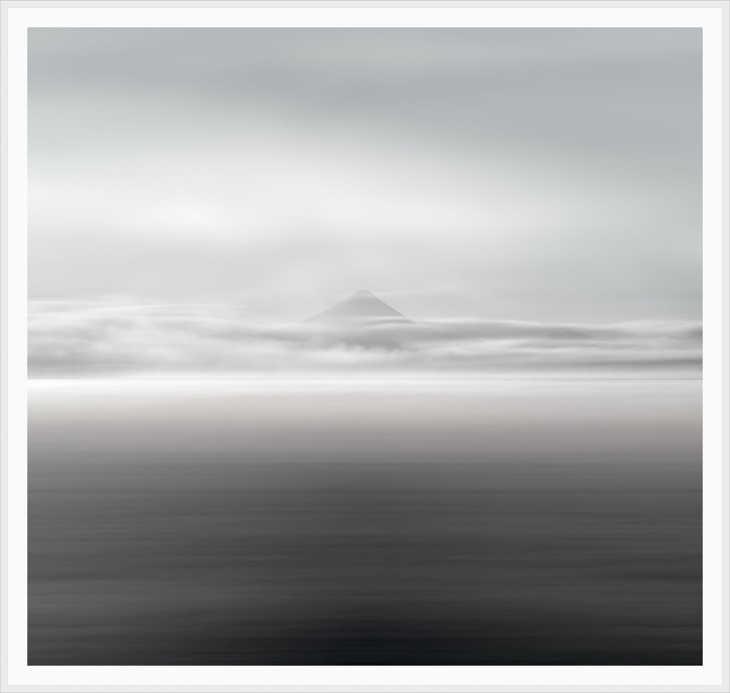 EDCJL908BW18x19.jpg
