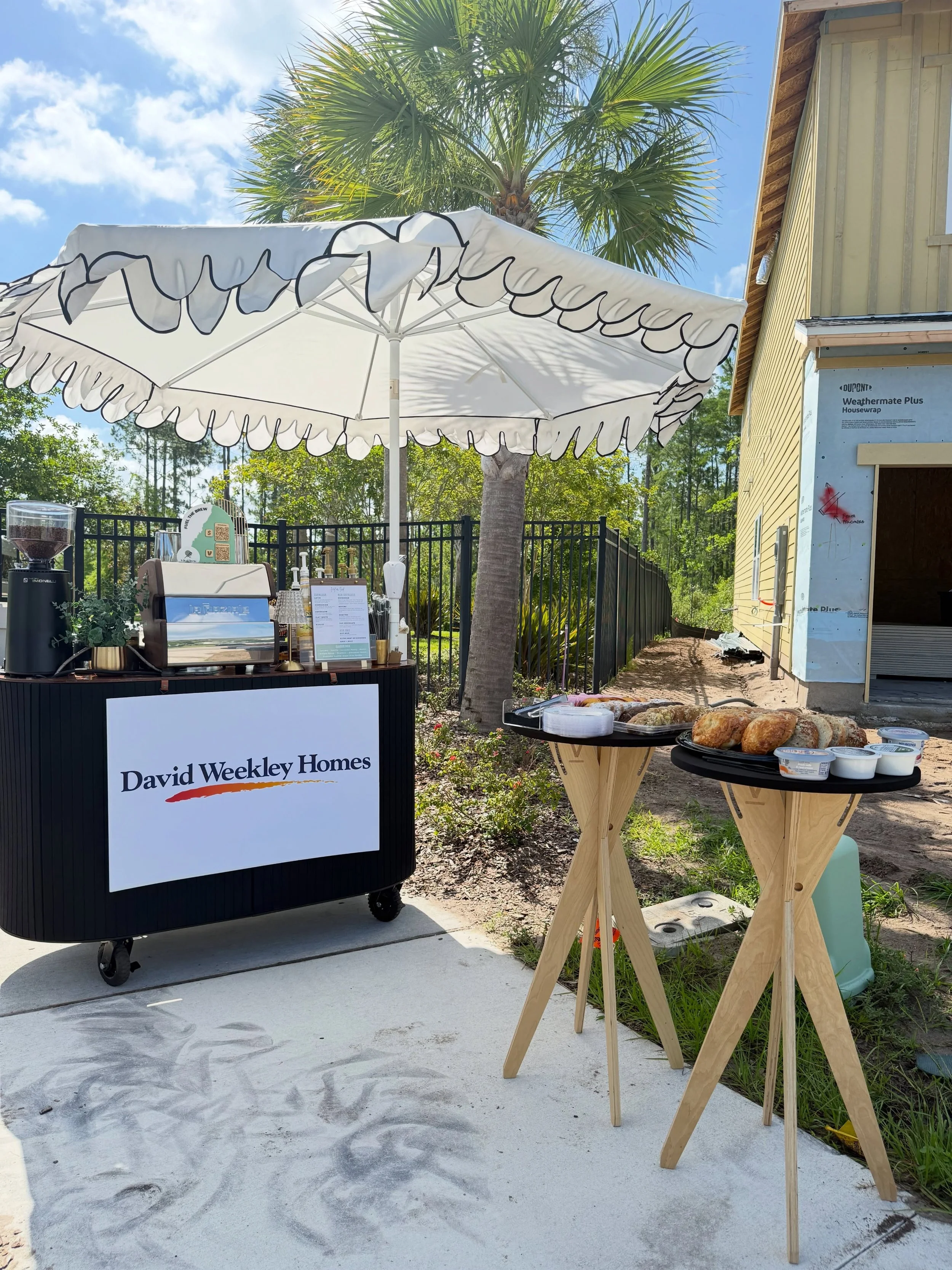 A fully branded coffee cart experience with a bagel bar for @davidweekleyhomes 🙌. The agents had a great time at the sneak-peek event of the new construction in Etown!