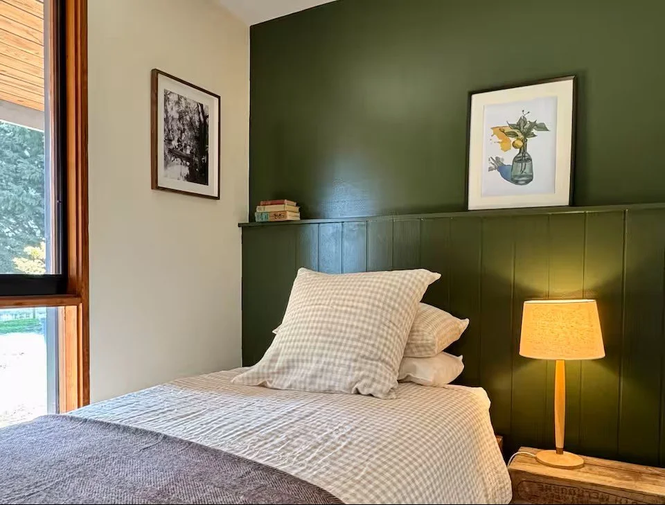 202610 Single bedroom reno.jpg