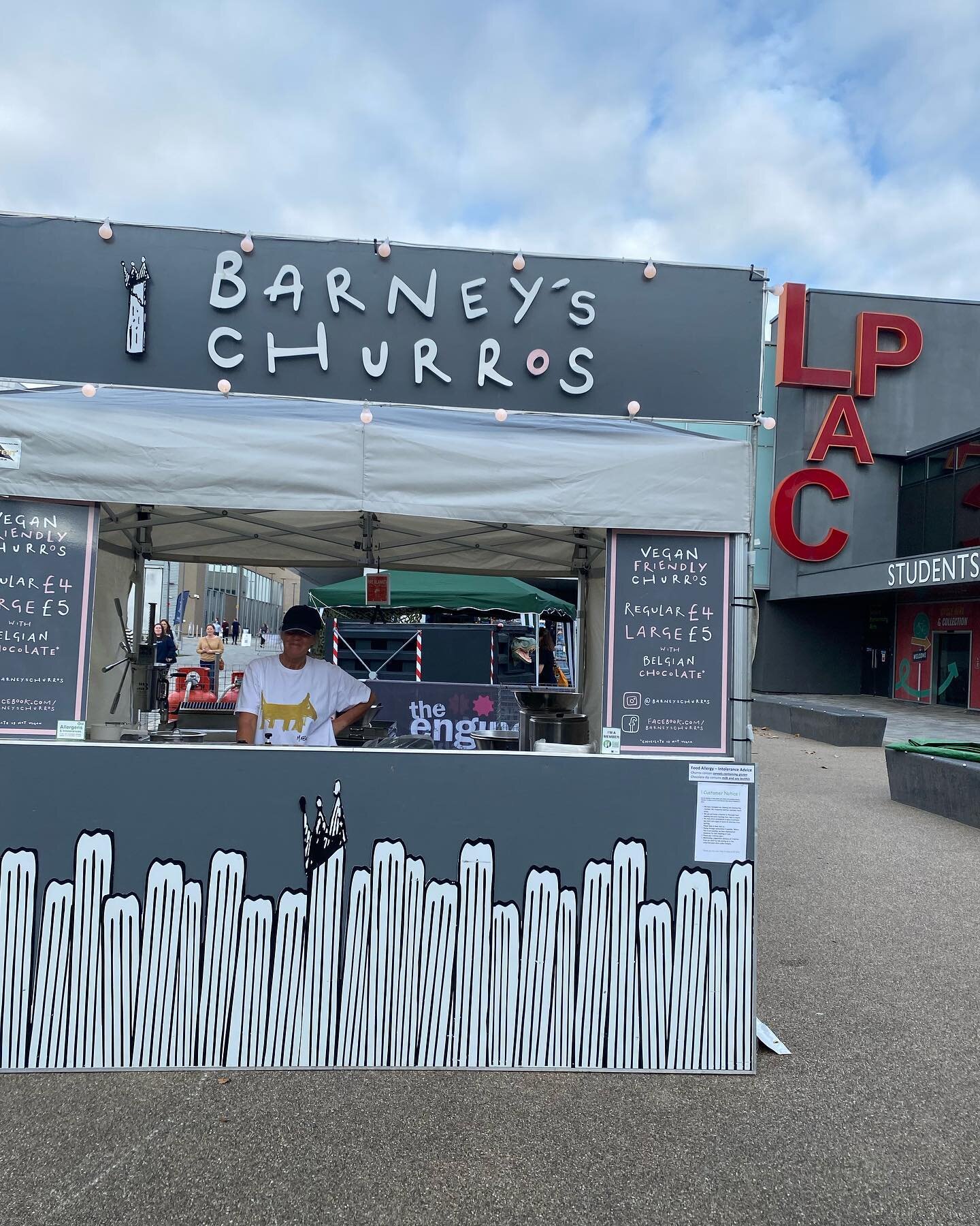 Lincoln&rsquo;s own Comic Con today! 

Churros is being served outside the Engine Shed so even if you&rsquo;re not brave enough to put your Cos Play on, there is still CHURROS waiting for you! 

#BarneysChurros