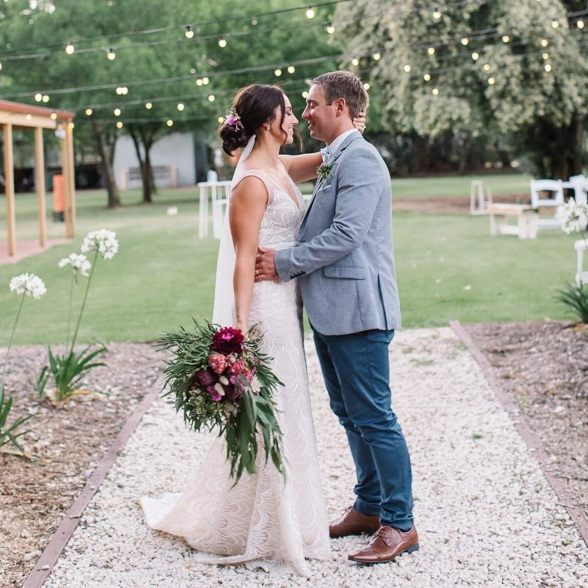 Mel + Shaun 💍 what. a. vibe.

Two fun-loving South Aussies who adore each other, thrive on adventure, and threw an absolute cracker of a wedding. Love you guys! 

#brisbanecelebrant #celebrantbrisbane #marriagecelebrantbrisbane #marriagecelebrantgol