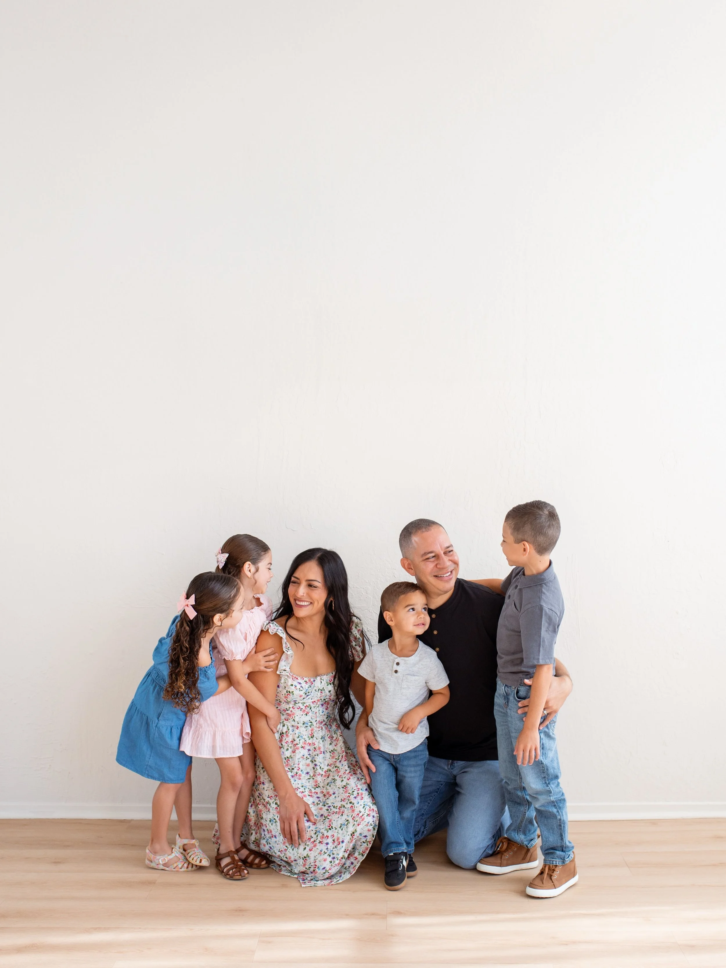 Loved, loved, loved having this ridiculously gorgeous fam back in front of my camera 🤍

My October is full and the rest of the year is filling quickly. I book fewer sessions in November-December due to weather and the holidays, so if you&rsquo;re st