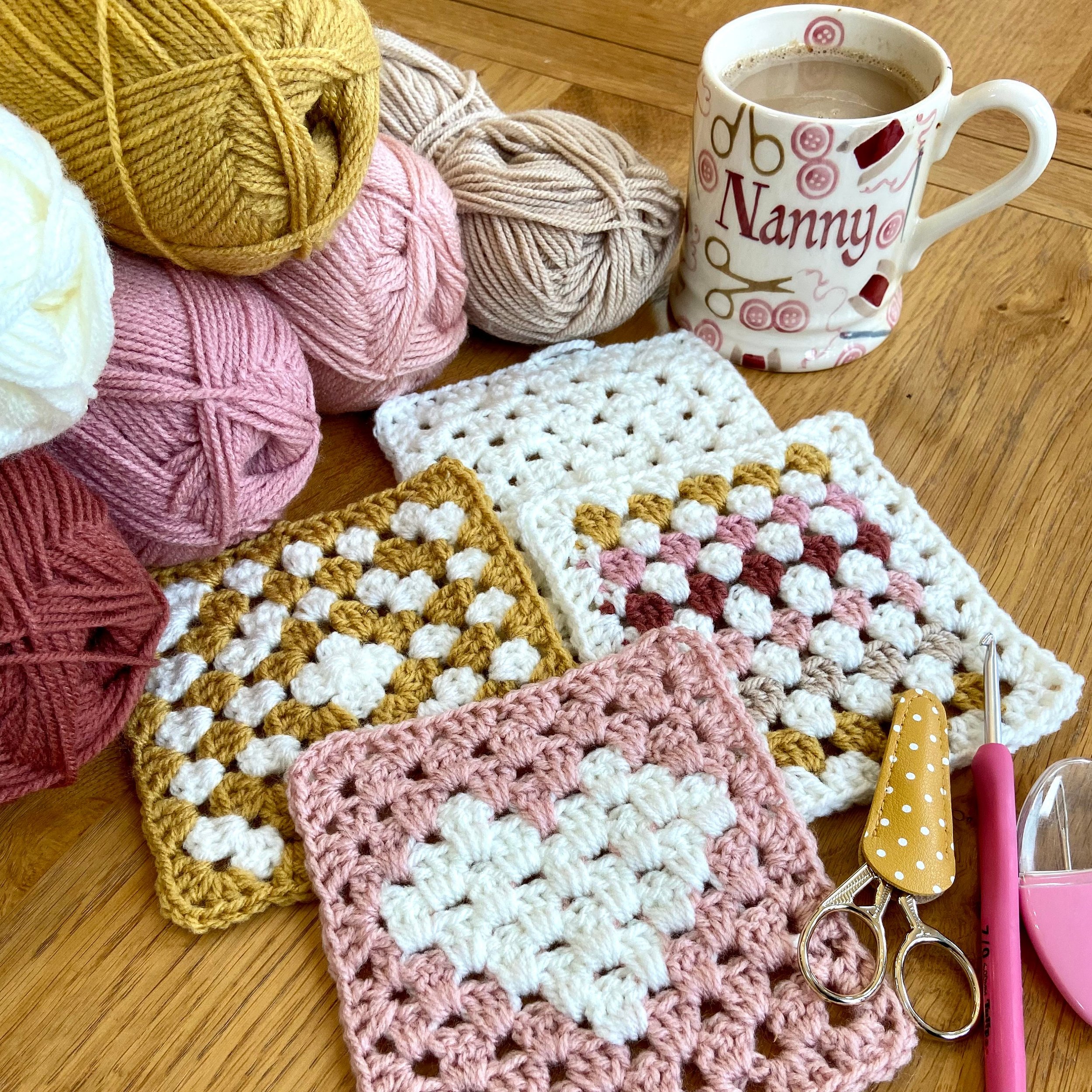 https://i.etsystatic.com/32349470/r/il/89c3e0/3840703077/il_fullxfull.3840703077_ramh.jpg