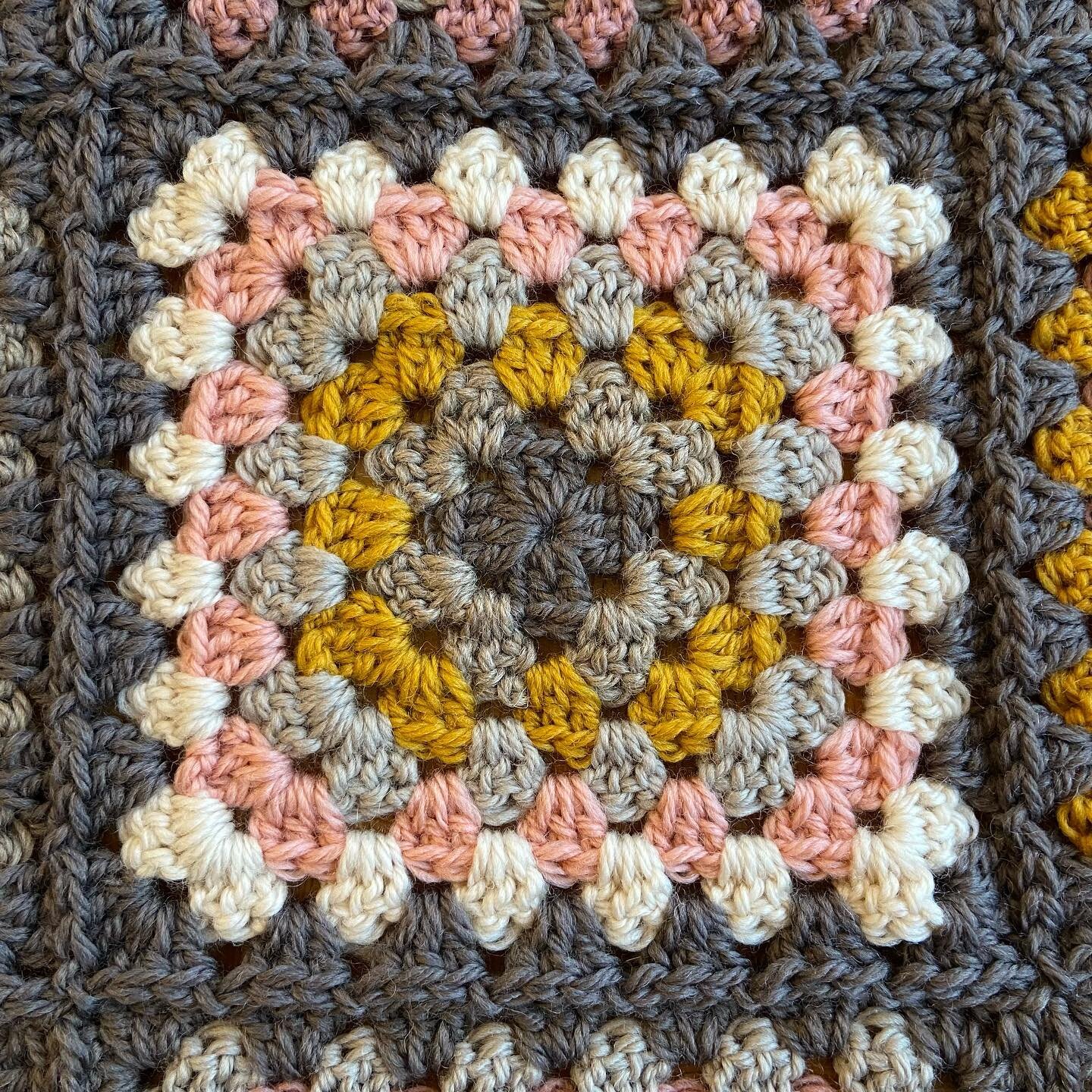 Join as you go' for Granny Squares' — madebyanita