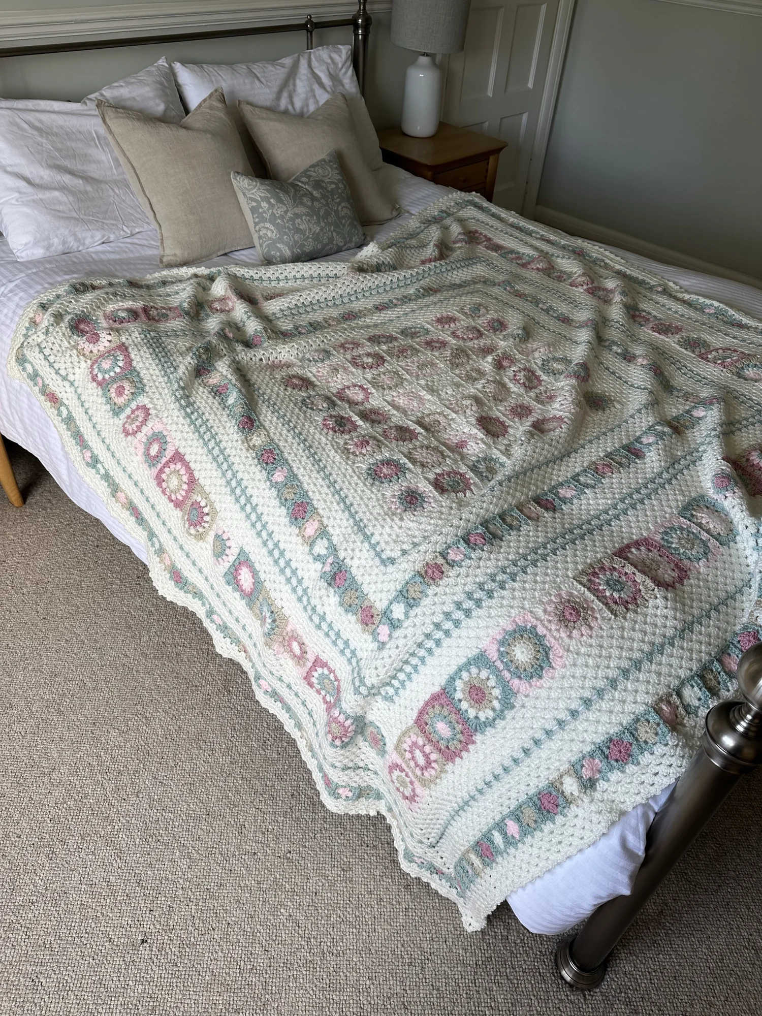 Grace Knitted Blanket: Apricot