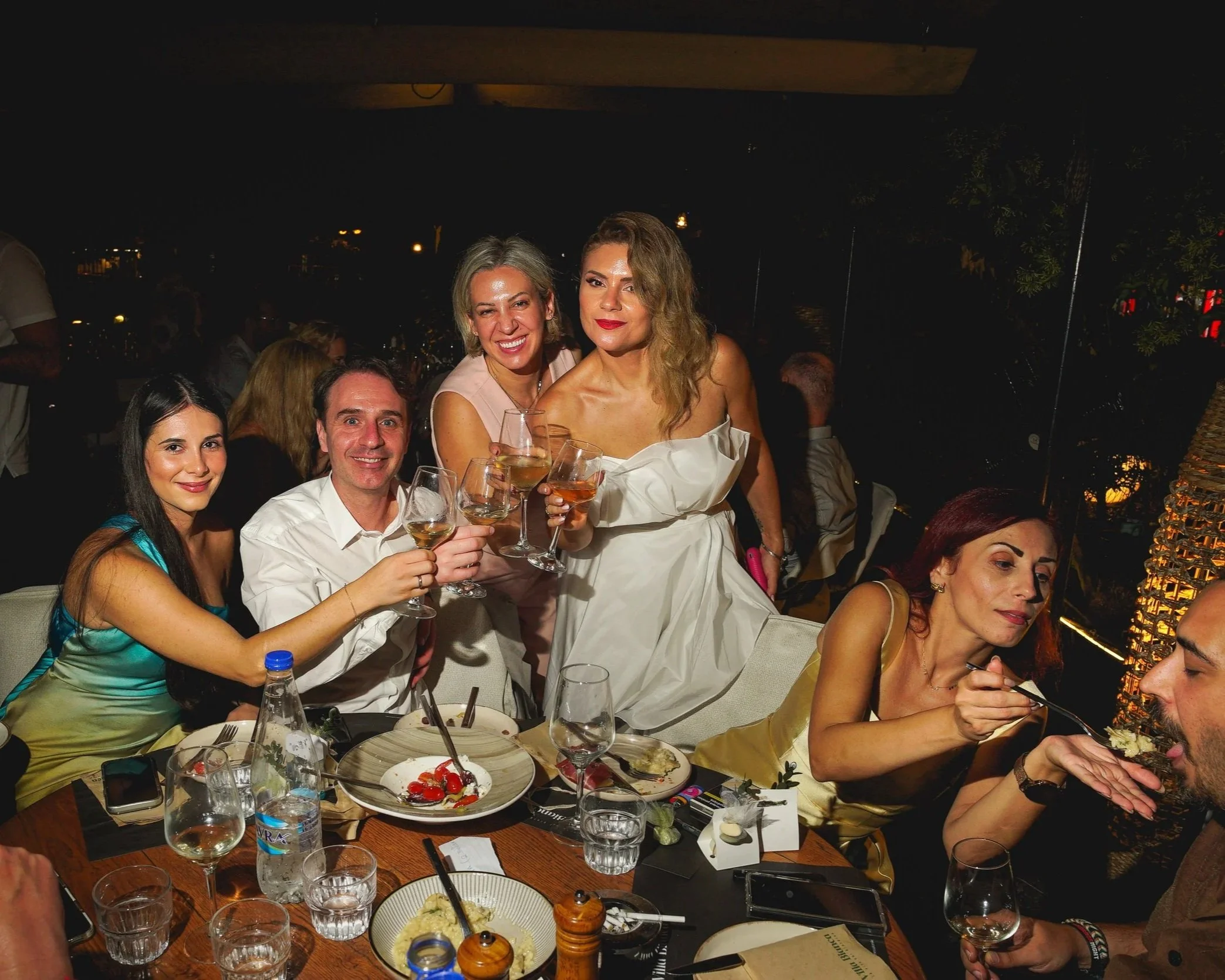 fotografisi-gamou-casa-bianca-thessaloniki+%28121%29.jpg