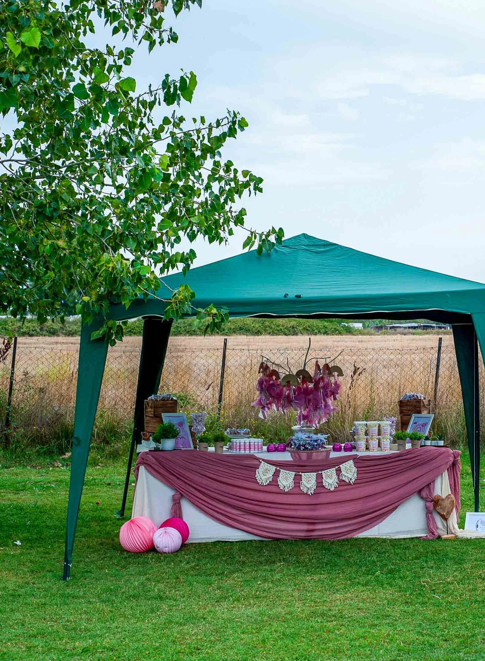 oikonomikos-fotografos-vaptisis-thessaloniki (6).jpg