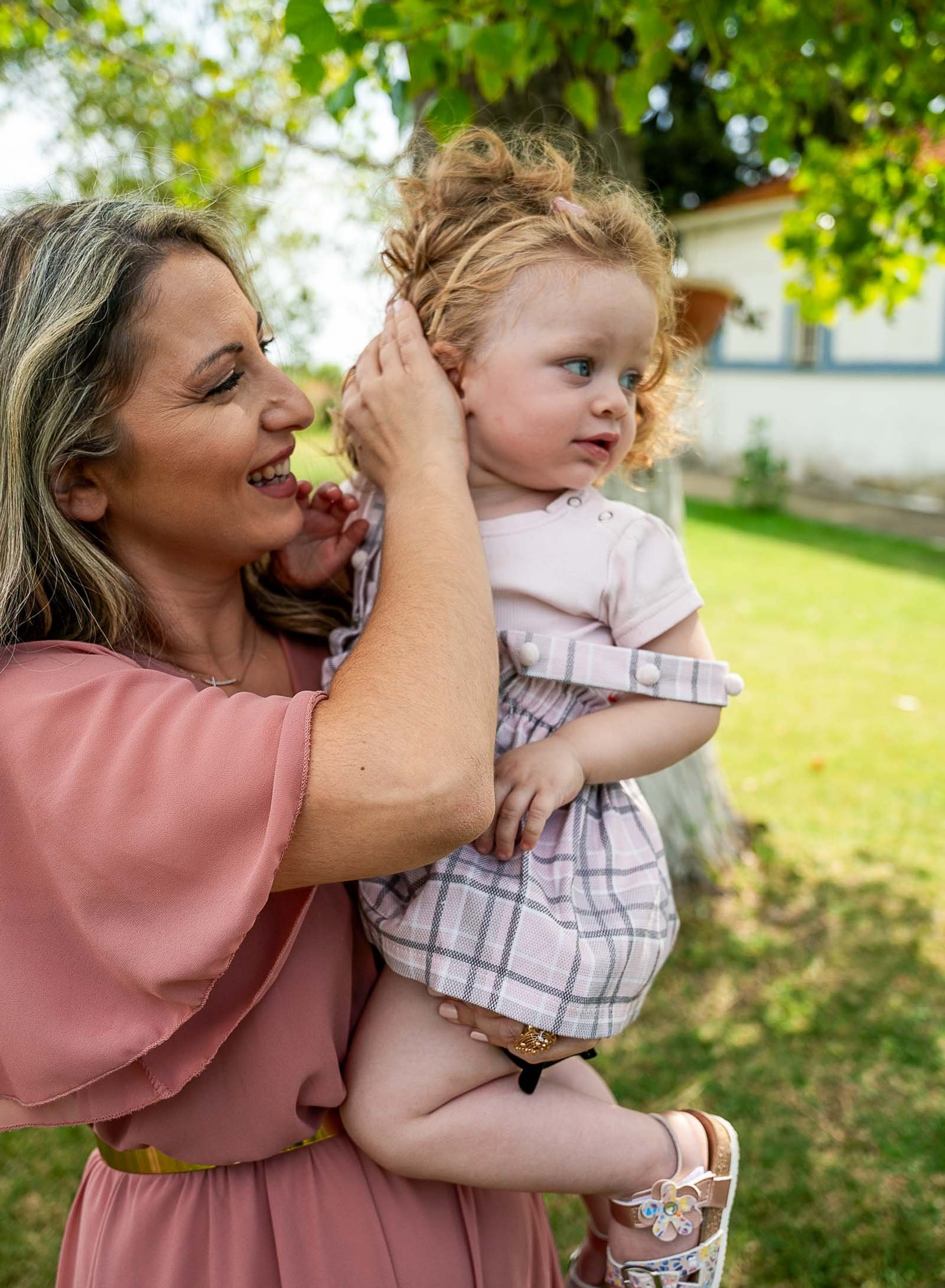 oikonomikos-fotografos-vaptisis-thessaloniki (31).jpg