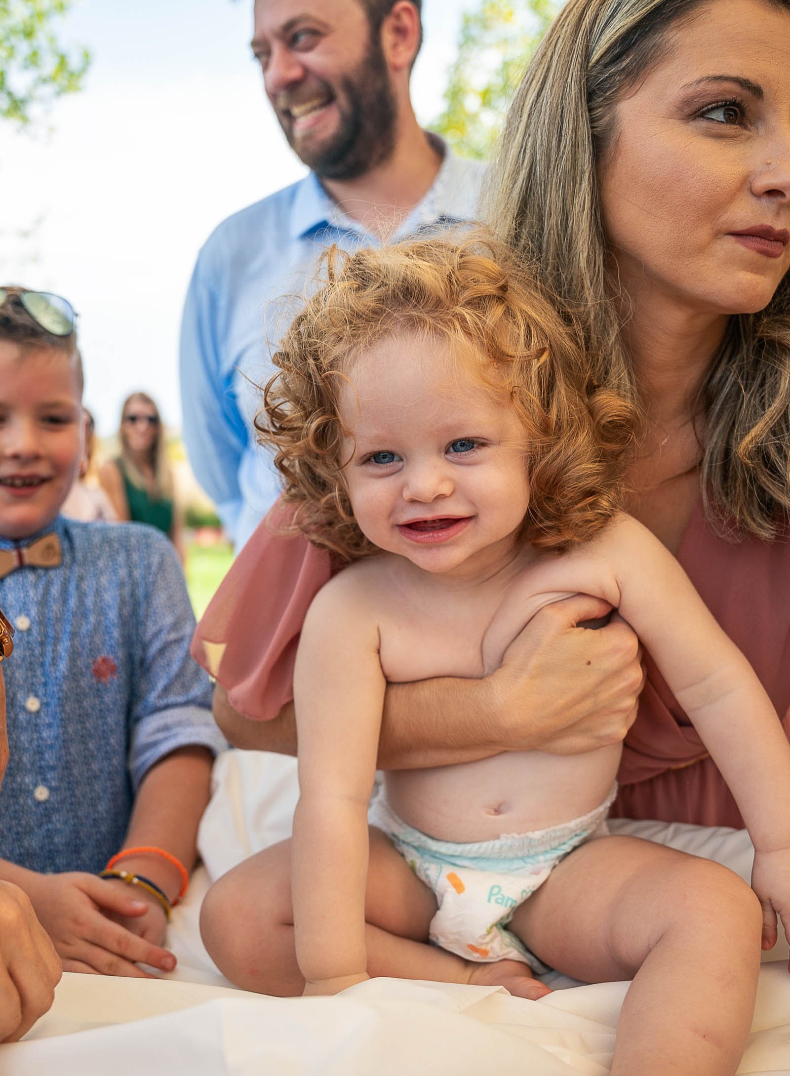 oikonomikos-fotografos-vaptisis-thessaloniki (43).jpg