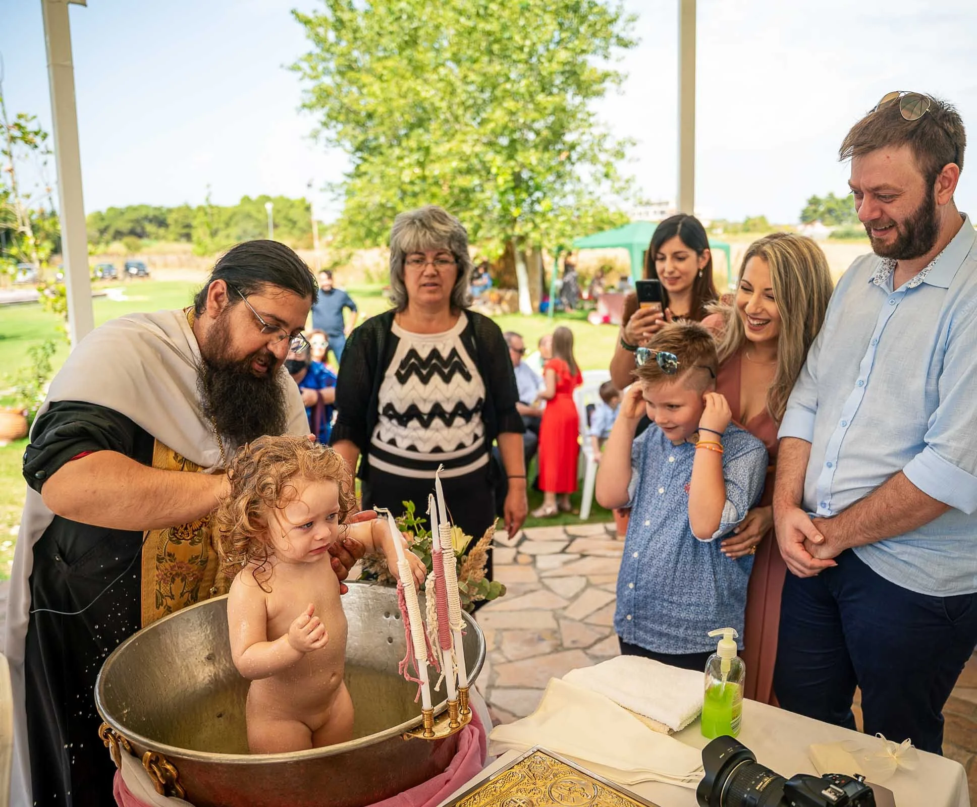 oikonomikos-fotografos-vaptisis-thessaloniki (57).jpg