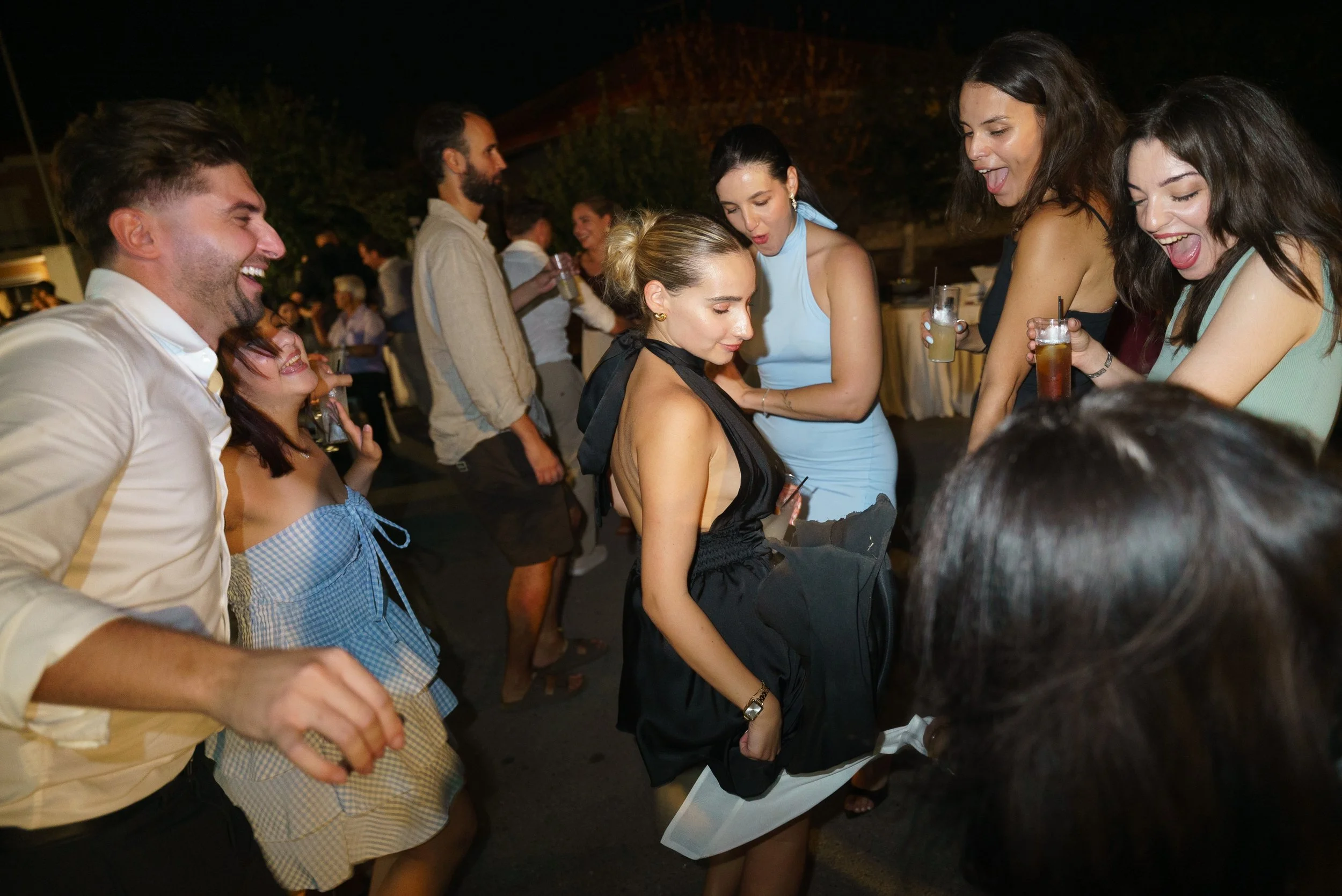 unposed-documentary-wedding-photographer-thessaloniki-154.jpg