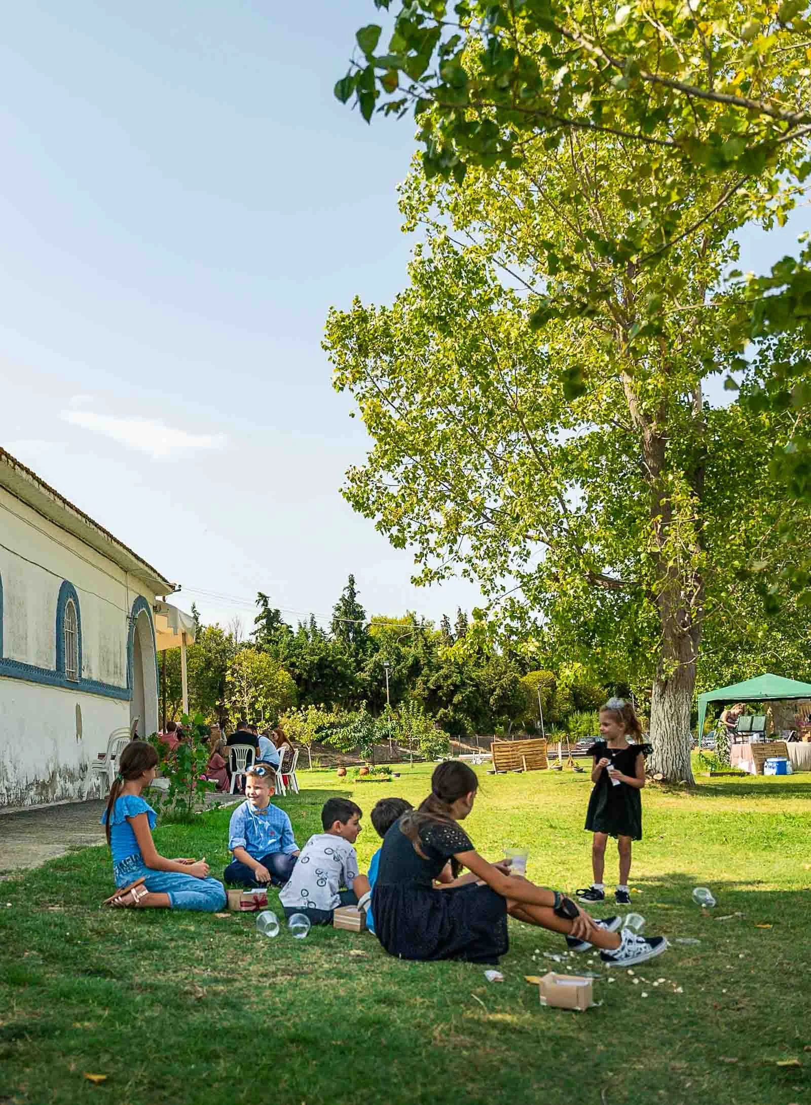 oikonomikos-fotografos-vaptisis-thessaloniki (92).jpg