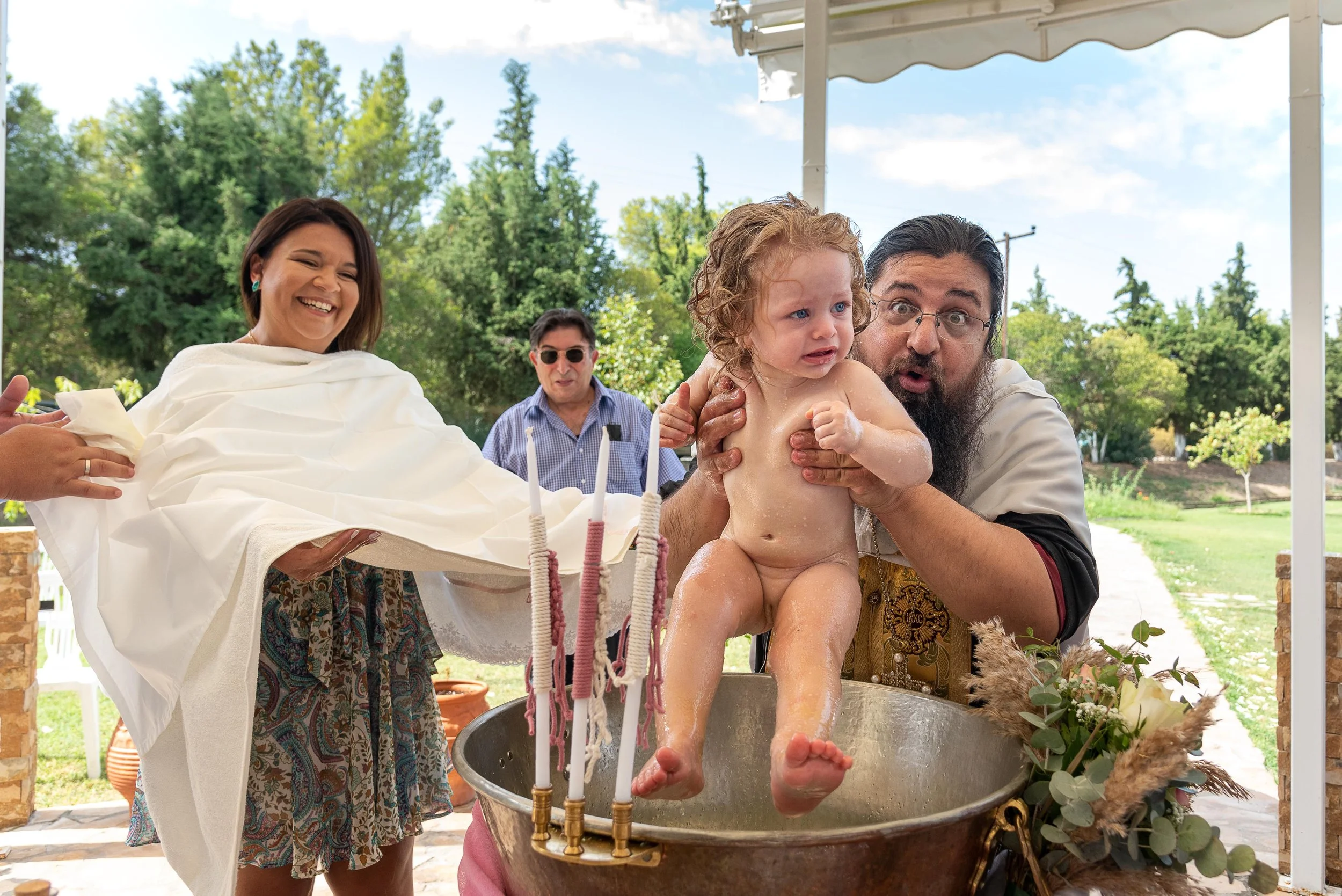 Όταν το YouTube νομίζει ότι η βάπτιση είναι βασανιστήριο