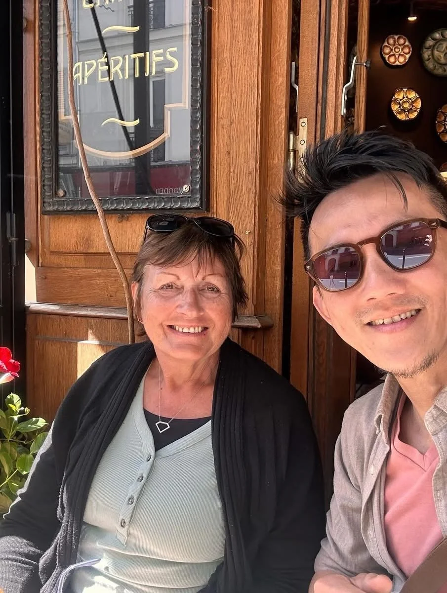 Alvin and our dear Wendy! On an impromptu Arrival Service in Paris! 