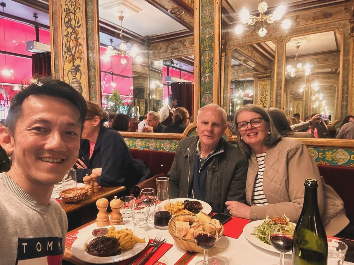 Sharing these beautiful photos of my B&amp;B host Alvene looking after my adorable guests Mary and Geoff from South Australia, currently staying in Alvene's 11eme Paris apartment. I have massive FOMO haha but will be visiting South Aust later in the 