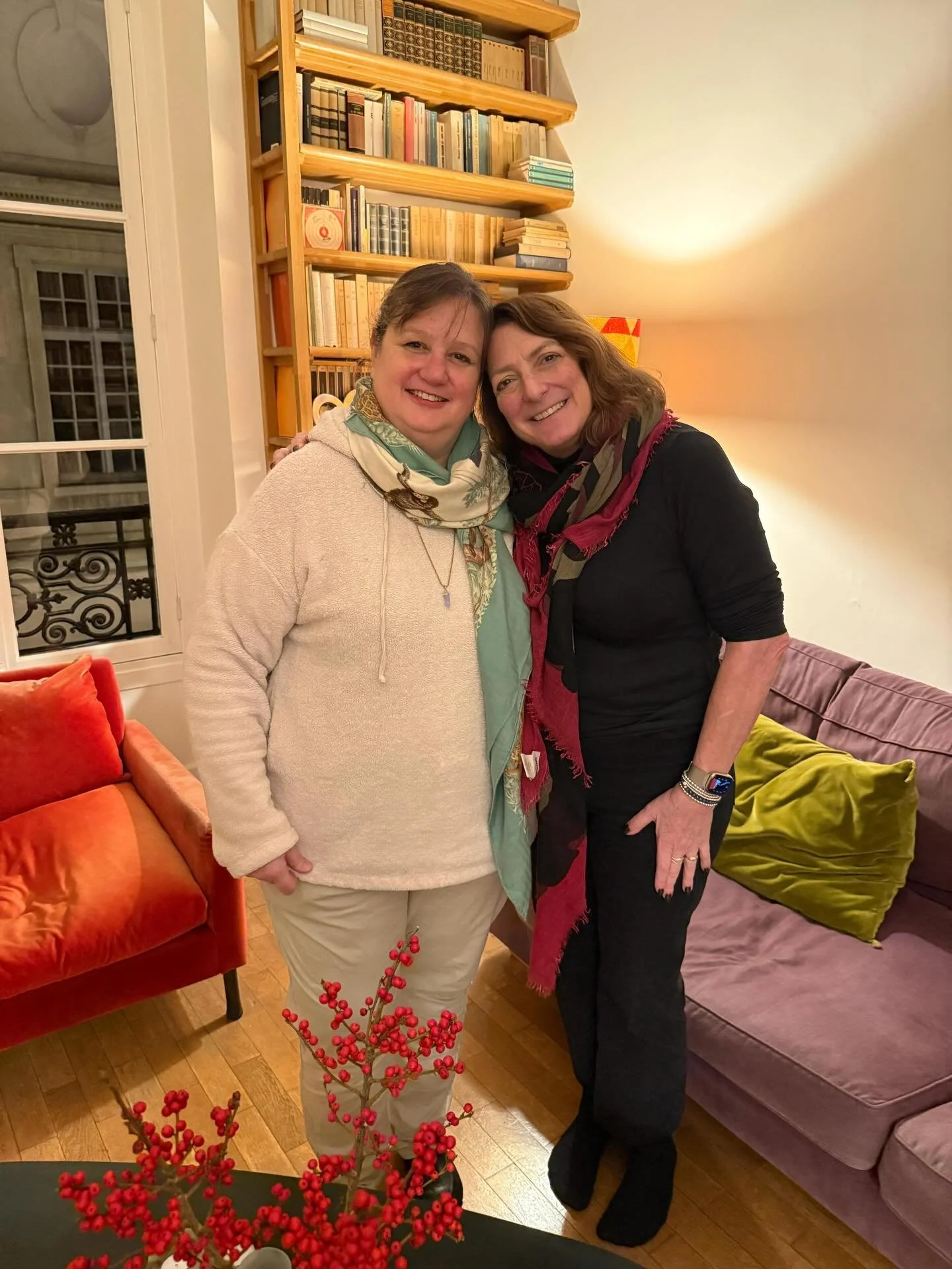 I found another magnetic Emily in Paris, having so many serendipitous magic moments in the city OMG!! My darling sweet Emily Cohen from the US just arrived at B&amp;B Antonella today &amp; Paris is LOVING her, embracing her. She has shared with me so