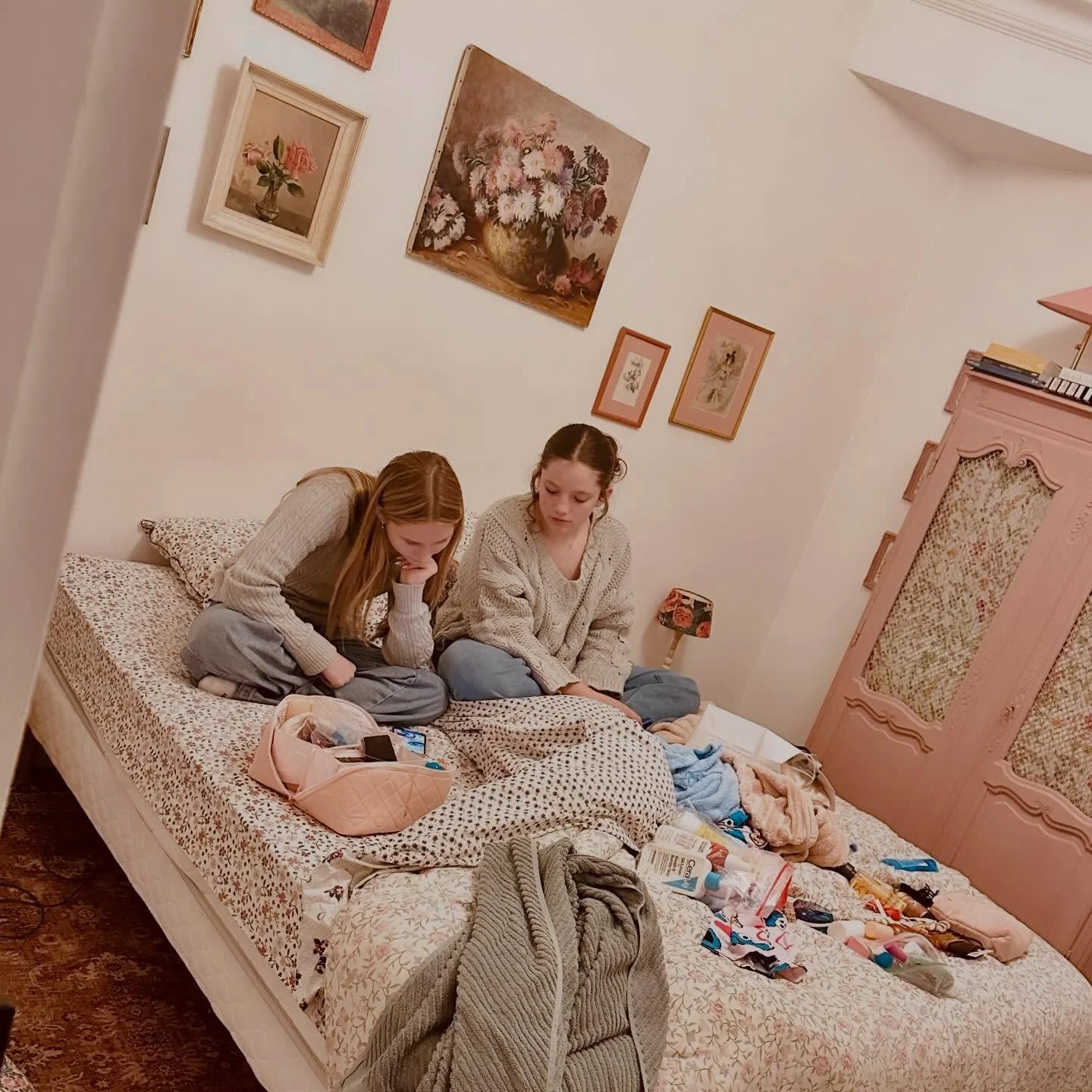 I'm obsessed with this first photo of Abigail and Emerson the gorgeous Petite teen ladies hanging out surrounded by all their girly things in their bedroom at Lisettes Paris apartment!! So sweet, so real, like a Parisian painting of two french mademo