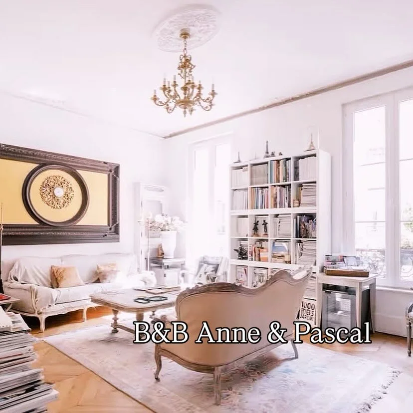 I want to welcome my fabulous February family of Parisian Mademoiselles aka incredible Petite B&amp;B guests 😂 and show off their fabulous Paris B&amp;Bs and apartments 🥰🥰 

And  because even on email text or phone bookings, I connect with my gues