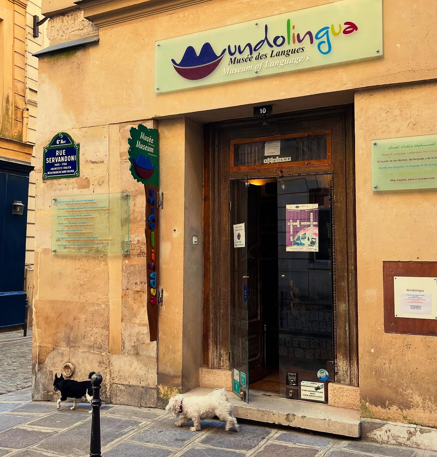 I had a 15 minute Uber ride in Paris that taught me more French than anything I&rsquo;ve ever done&hellip;

My driver Alpha, was a beautiful soul from Senegal. After the usual 'where are you from' &amp; telling him I wanted to practice french more, h