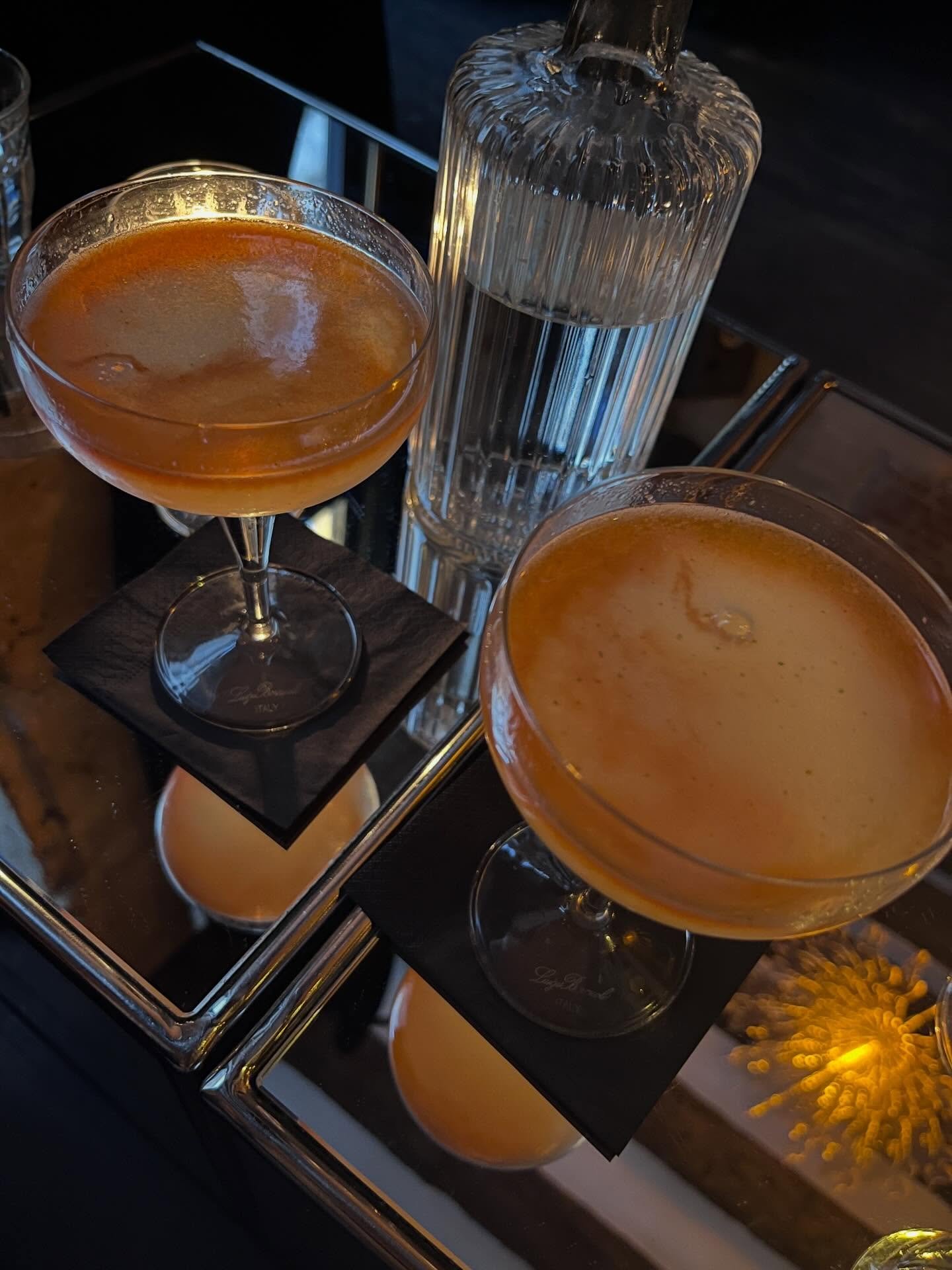 I'm soooo excited for the next Petite Paris Solo Traveller Meet Up 19&ndash;26 May ✨

Because this is no tour group energy.
No following a flag through the streets. No group sightseeing. No forced itineraries.
Honestly? My introvert soul could never 