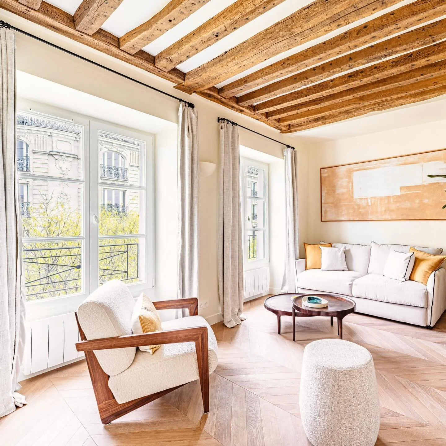 Everyone, the LAST 4 nights in May for Apartment Luca &amp; last 5 nights for Apartment Alvin are available. And they are back-to-back which means a possibility of 9 nights total - a slow stay in Petite Paris. Anyone want to be tempted to come to Par