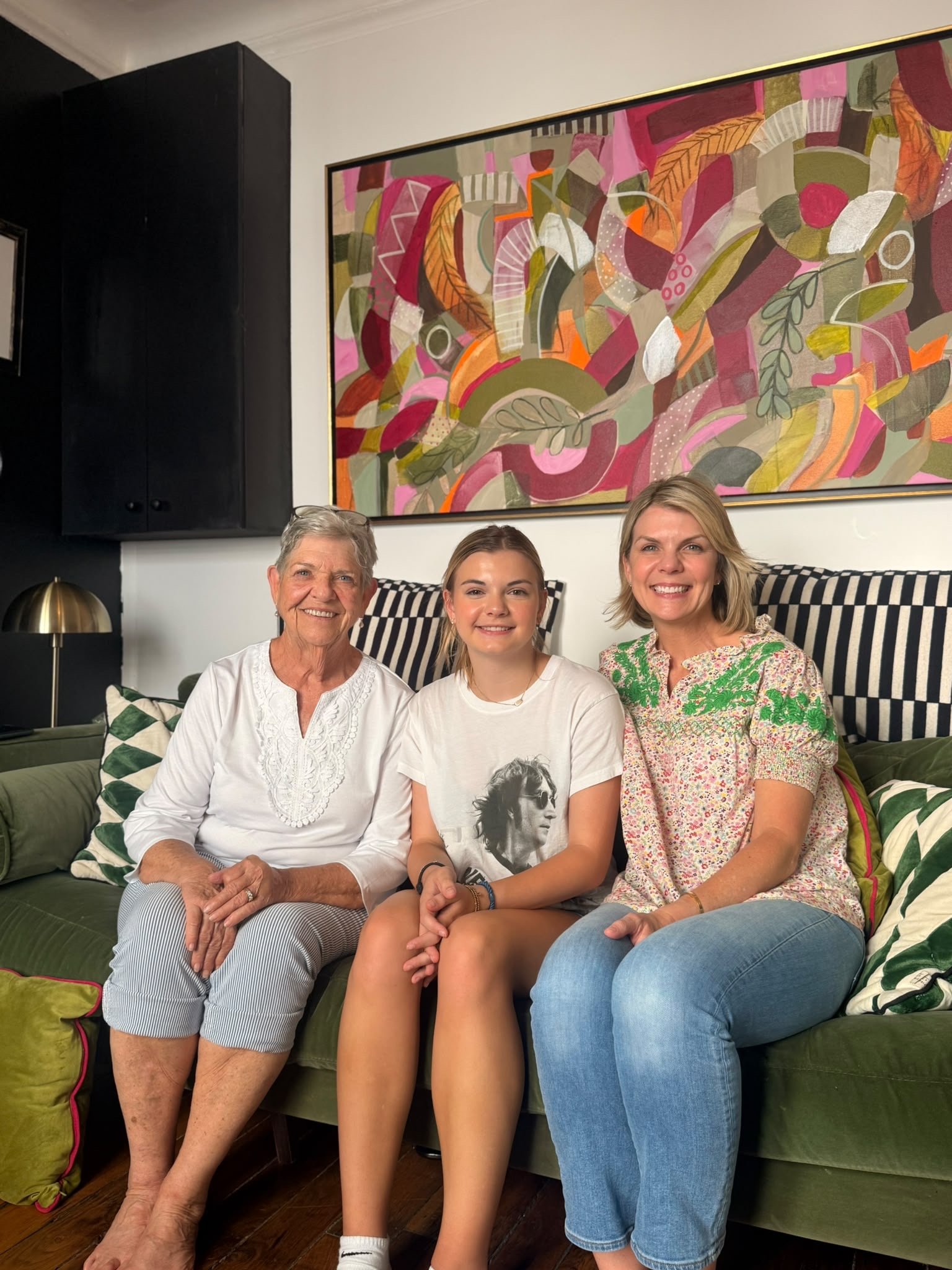 3 lovely ladies, Kerrie, Rosemary and Olivia from the US, enjoying home-life at Apartment Michael - July 2026