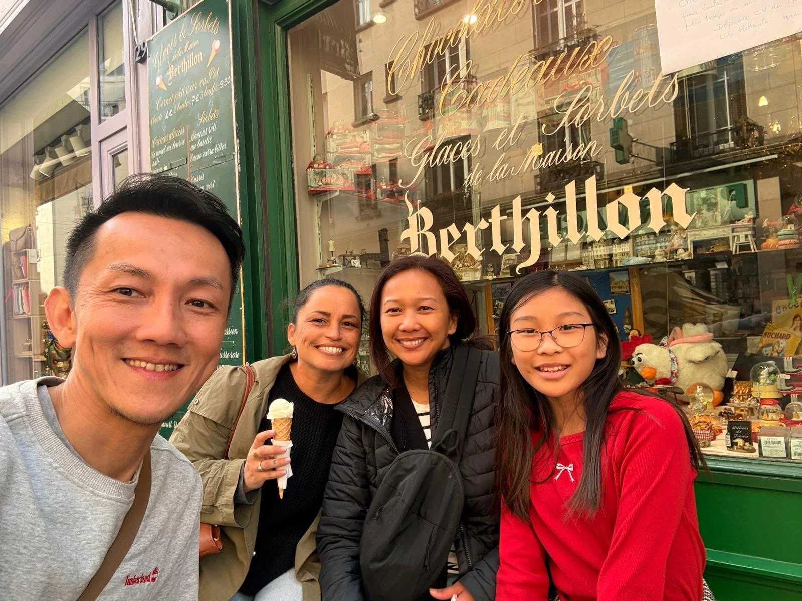 Alvin on tour :) Arrival service with Princess and Maria, and my cameo! ha