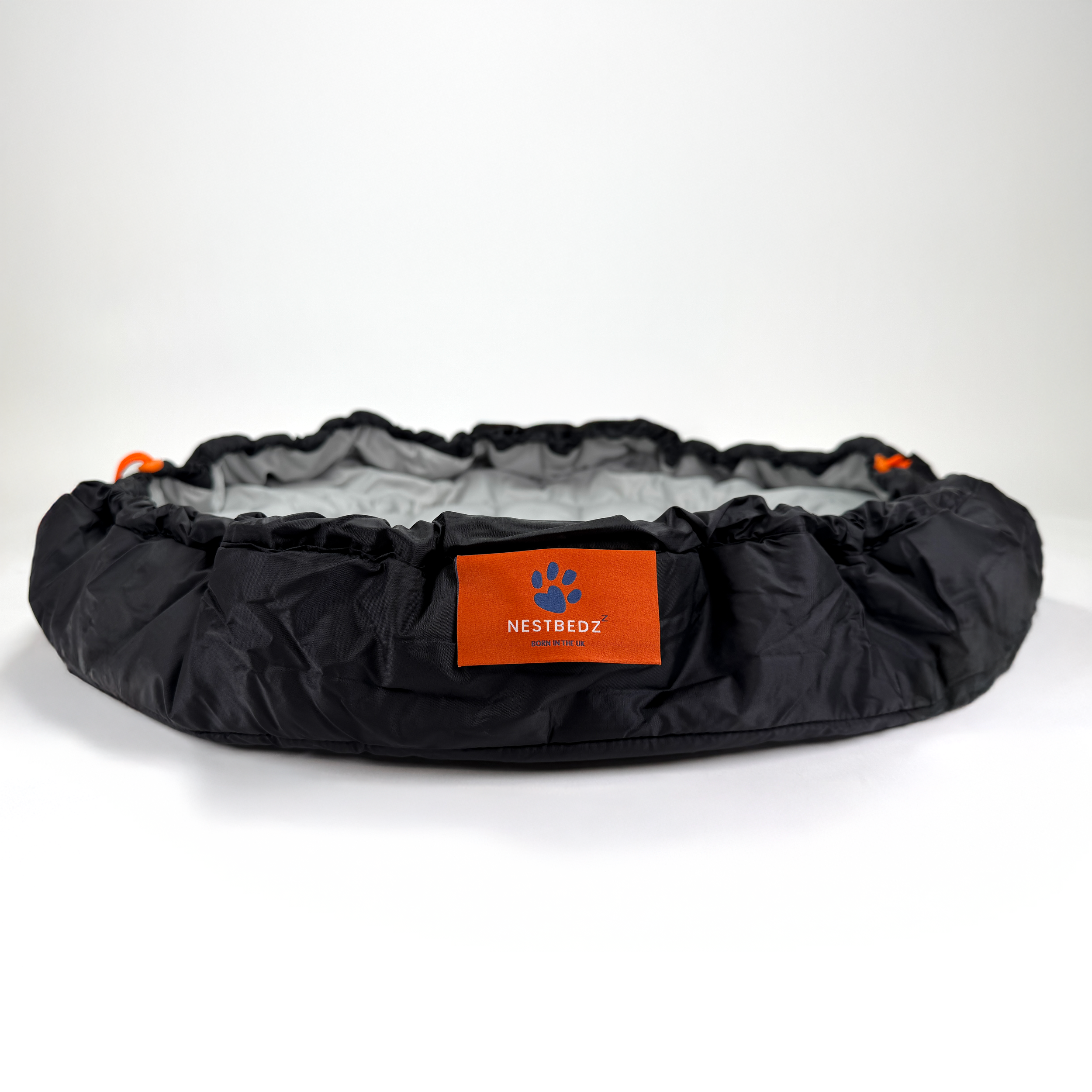 Nestbedz - B&G - Front View.png