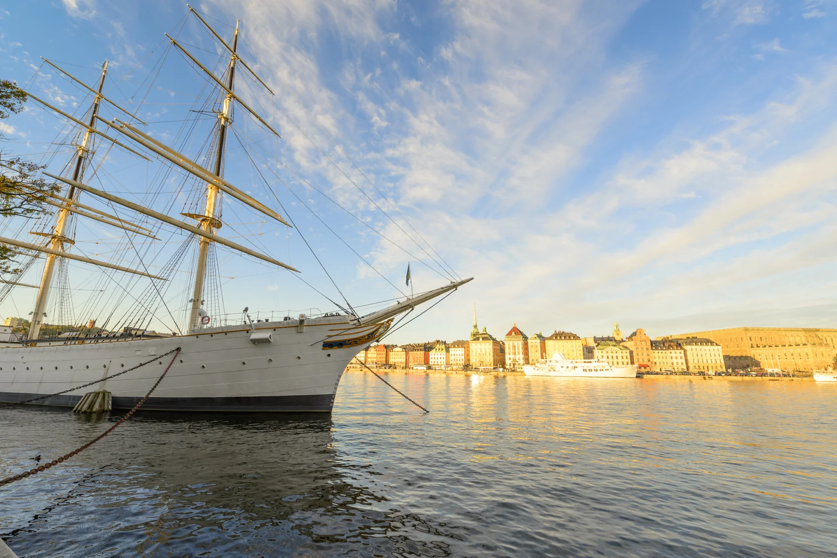iStock_000021979410_Medium.jpg