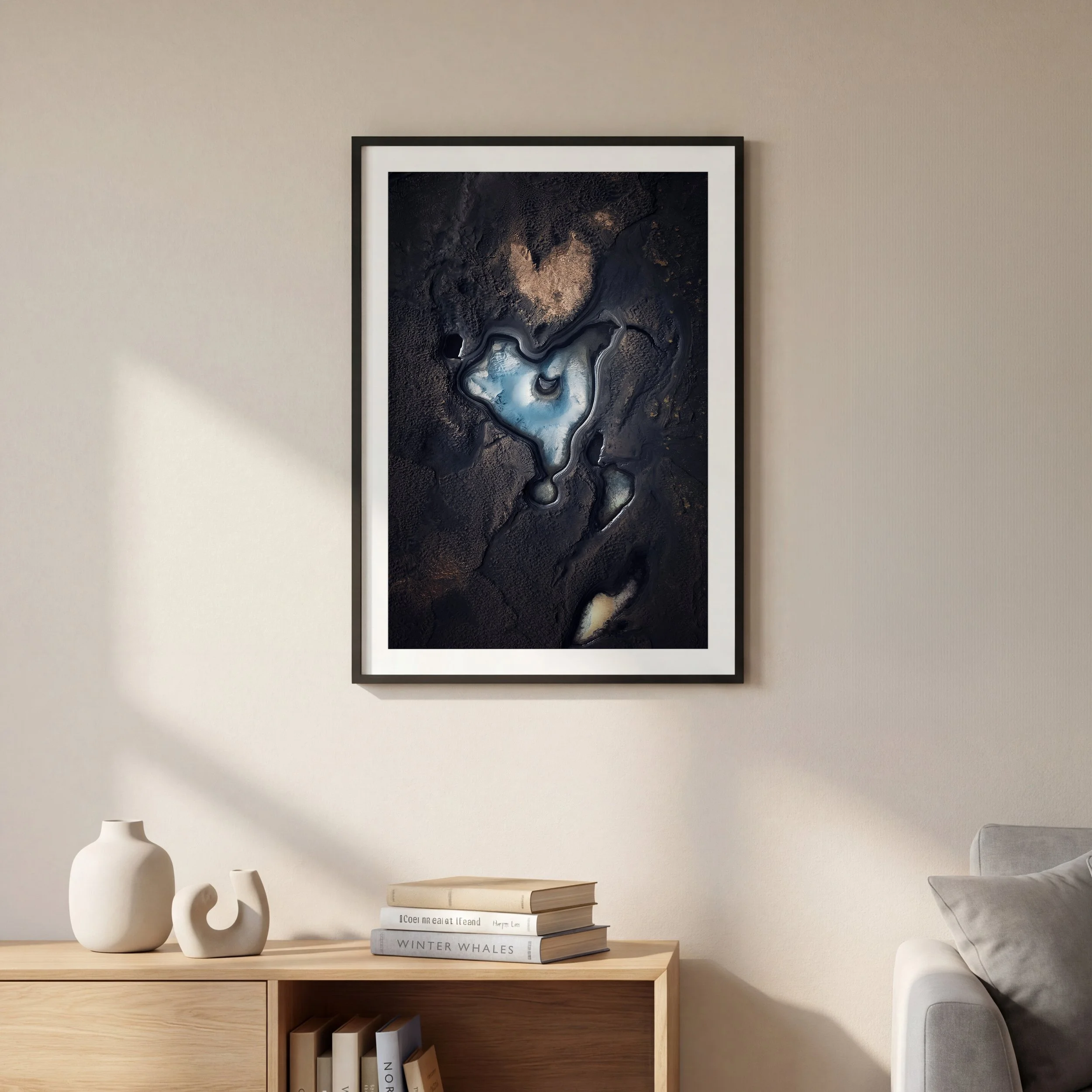 HOTN_Livingroom_Double-portrait_frame_1x1.jpg