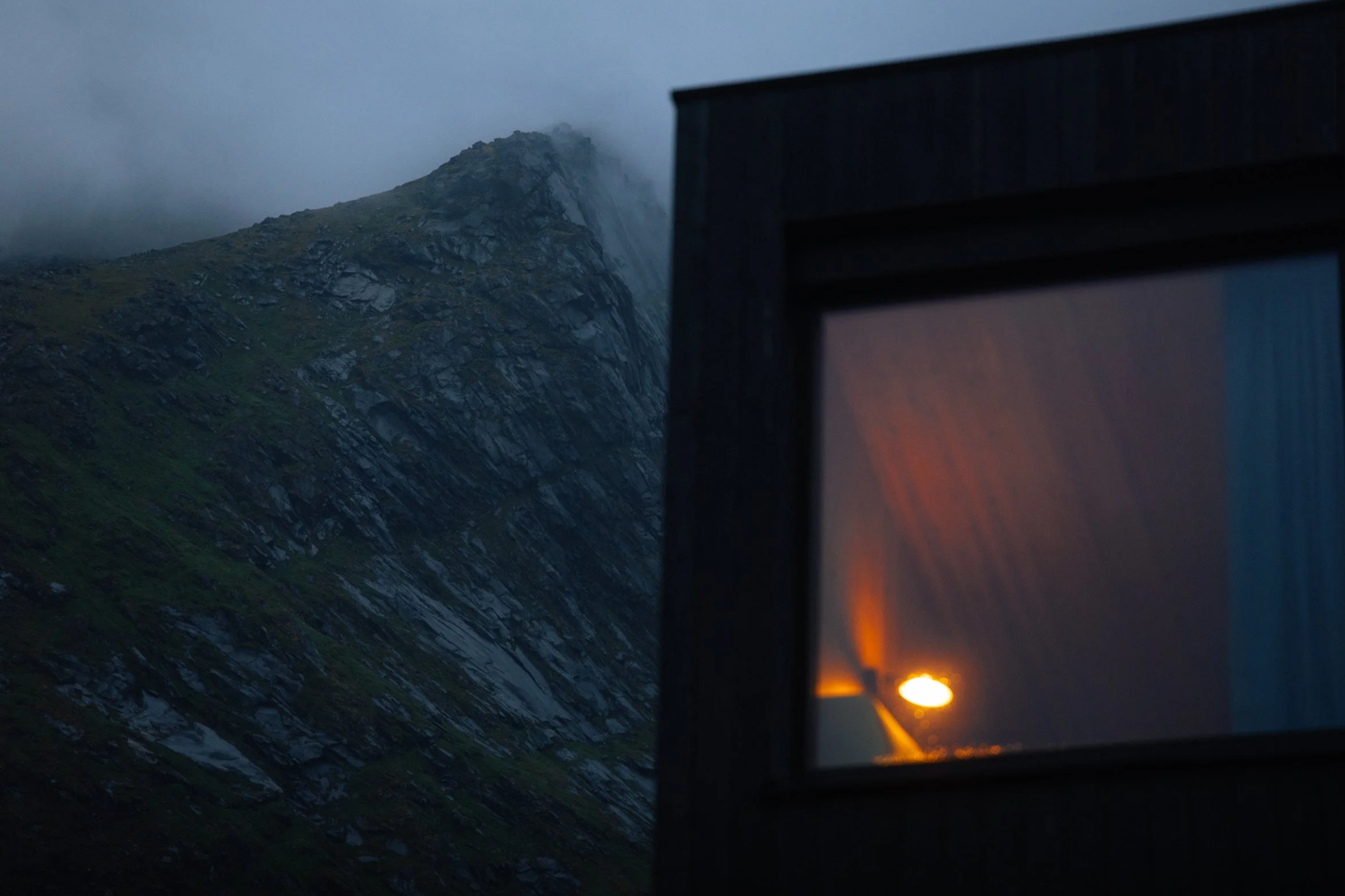 BlackAuroraLodge_Tashi-Daniel12.png