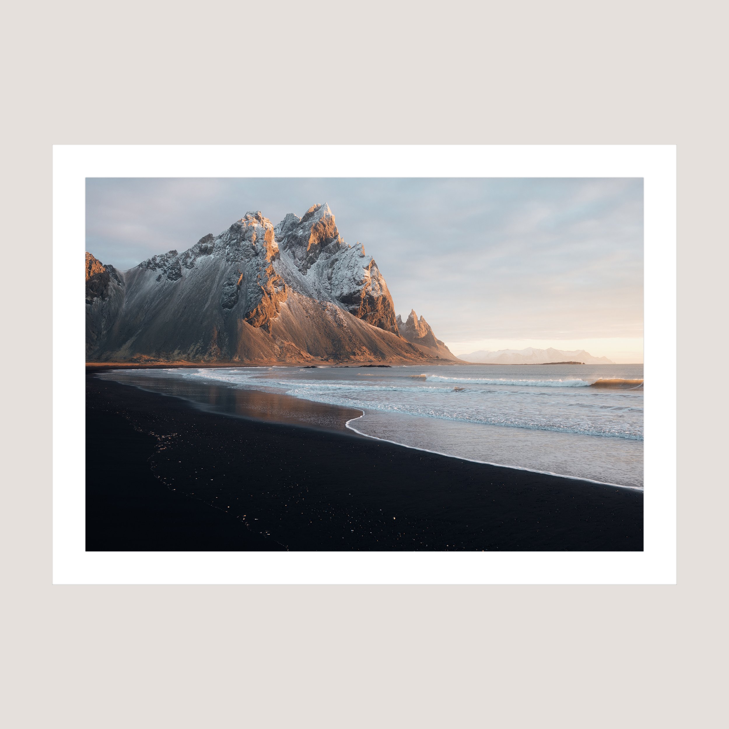 VestrahornPrint_only_1x1.jpg