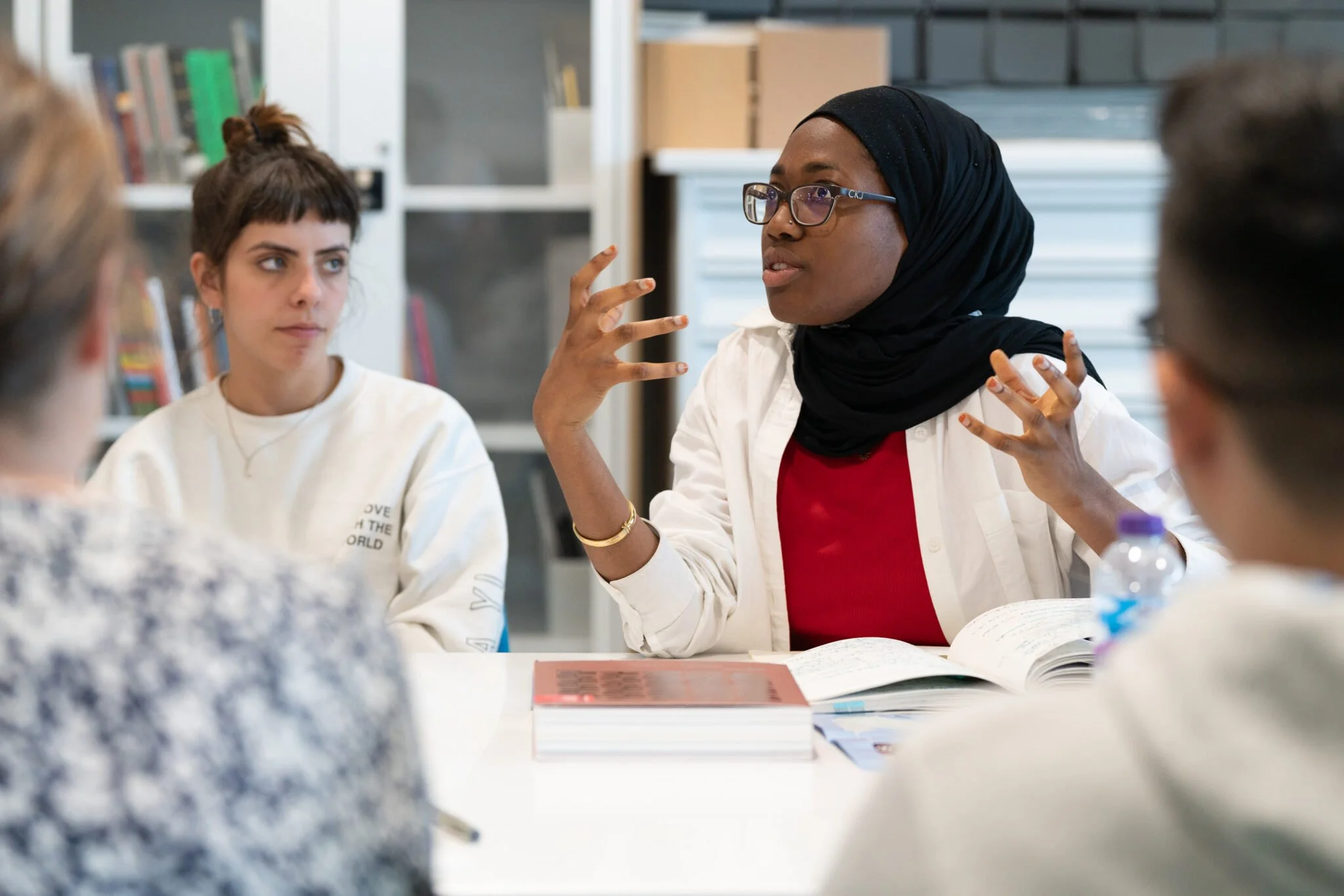 Open Call: Emerging Curators Group 2024