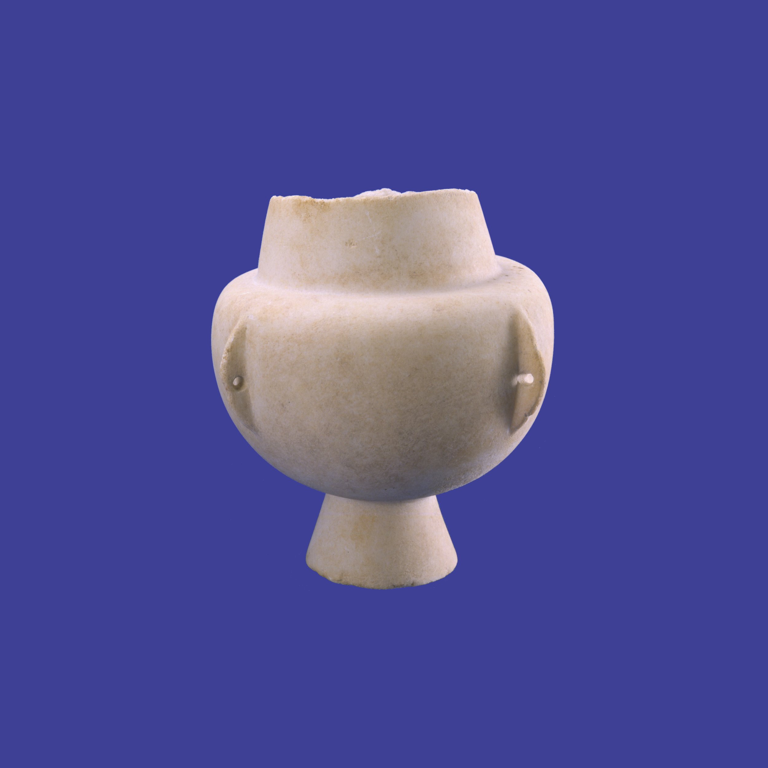 Early Cycladic collared jar (“kandila”) 3200–2700 BCE, marble Benaki Museum ΓΕ 29515, donated by Peggy Zoumboulaki in memory of her husband Tasos.