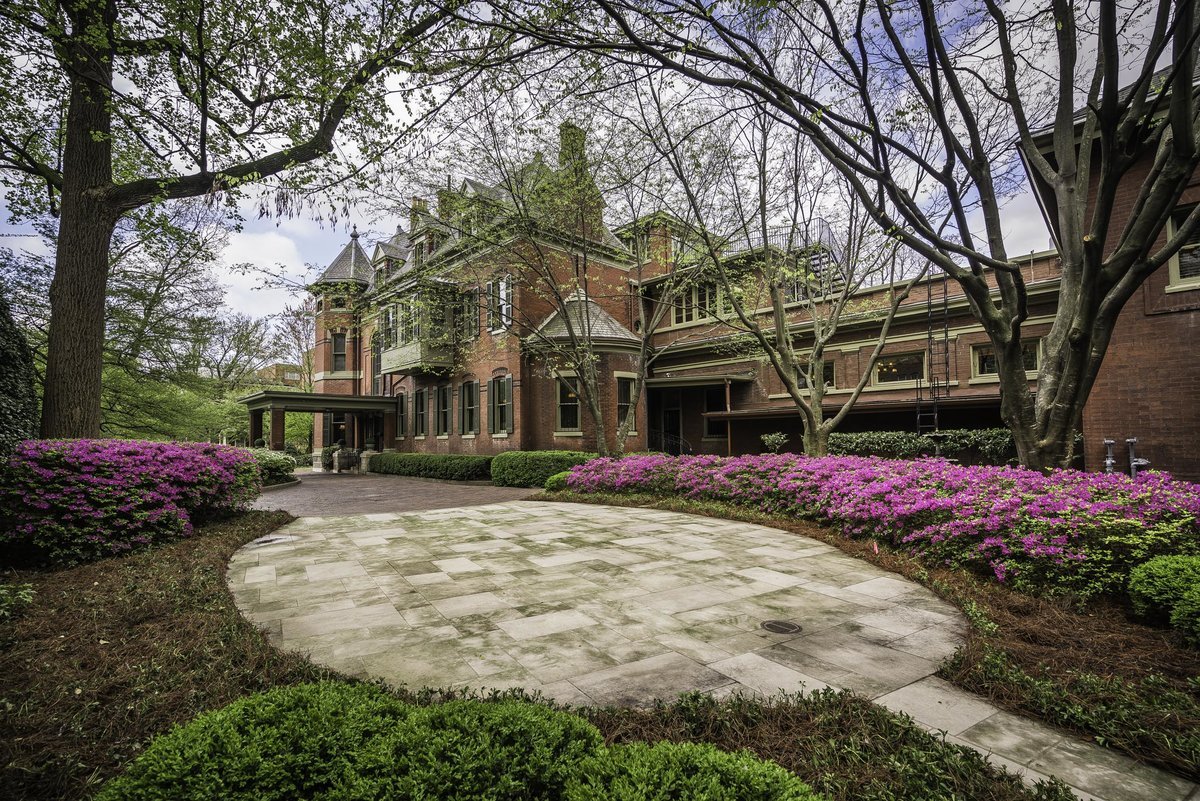 Photo credit: Kentucky Select Properties