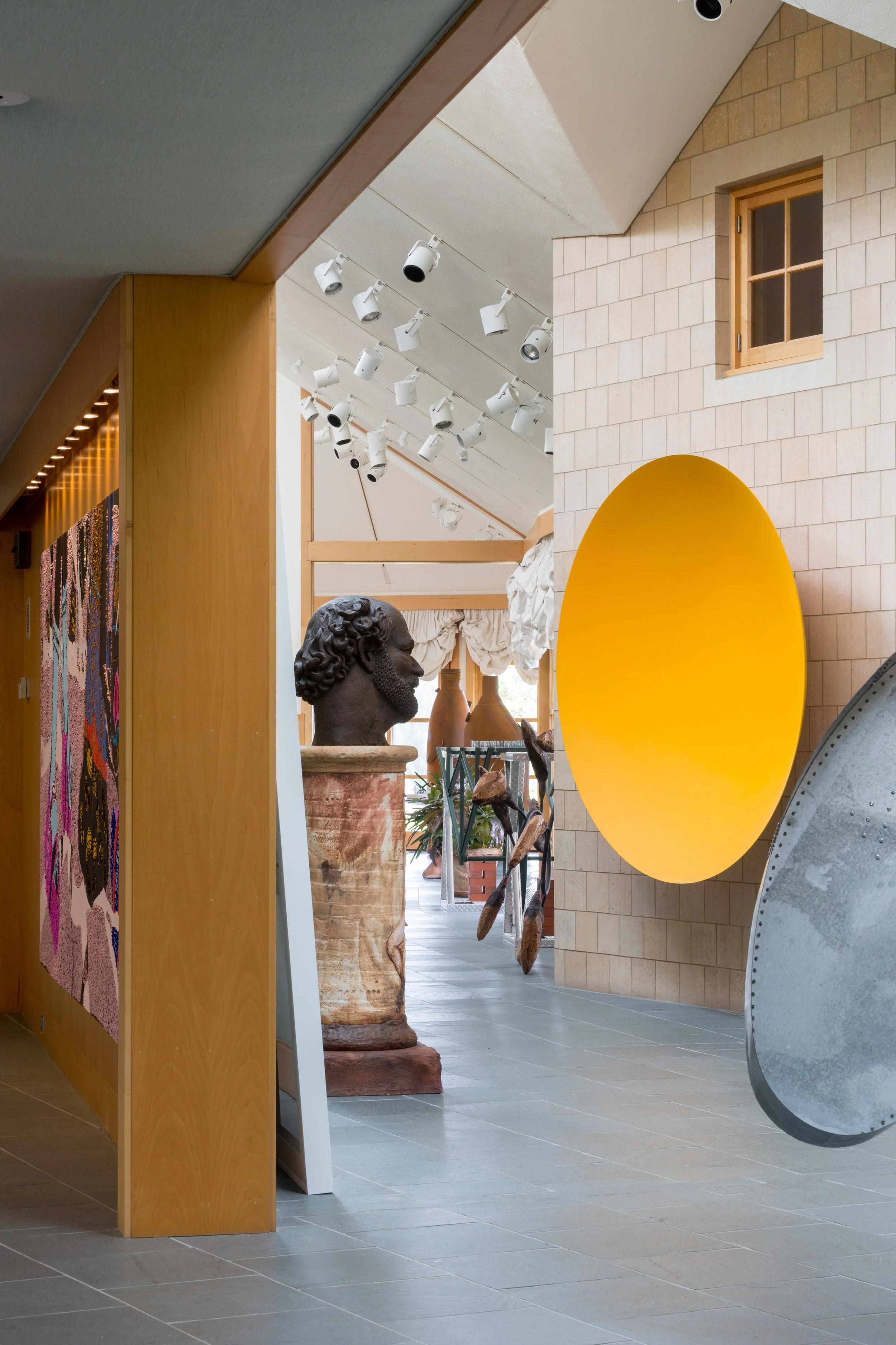 Gallery view with Robert Arnesen sculpture and Anish Kapoor wall sculpture
Image Credit: Sarah Lyon